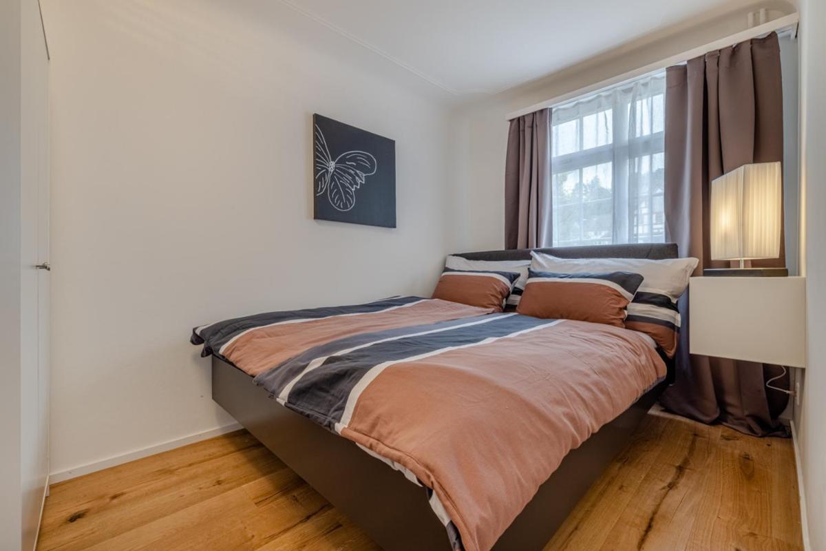 One-Bedroom Apartment with City View photo 2