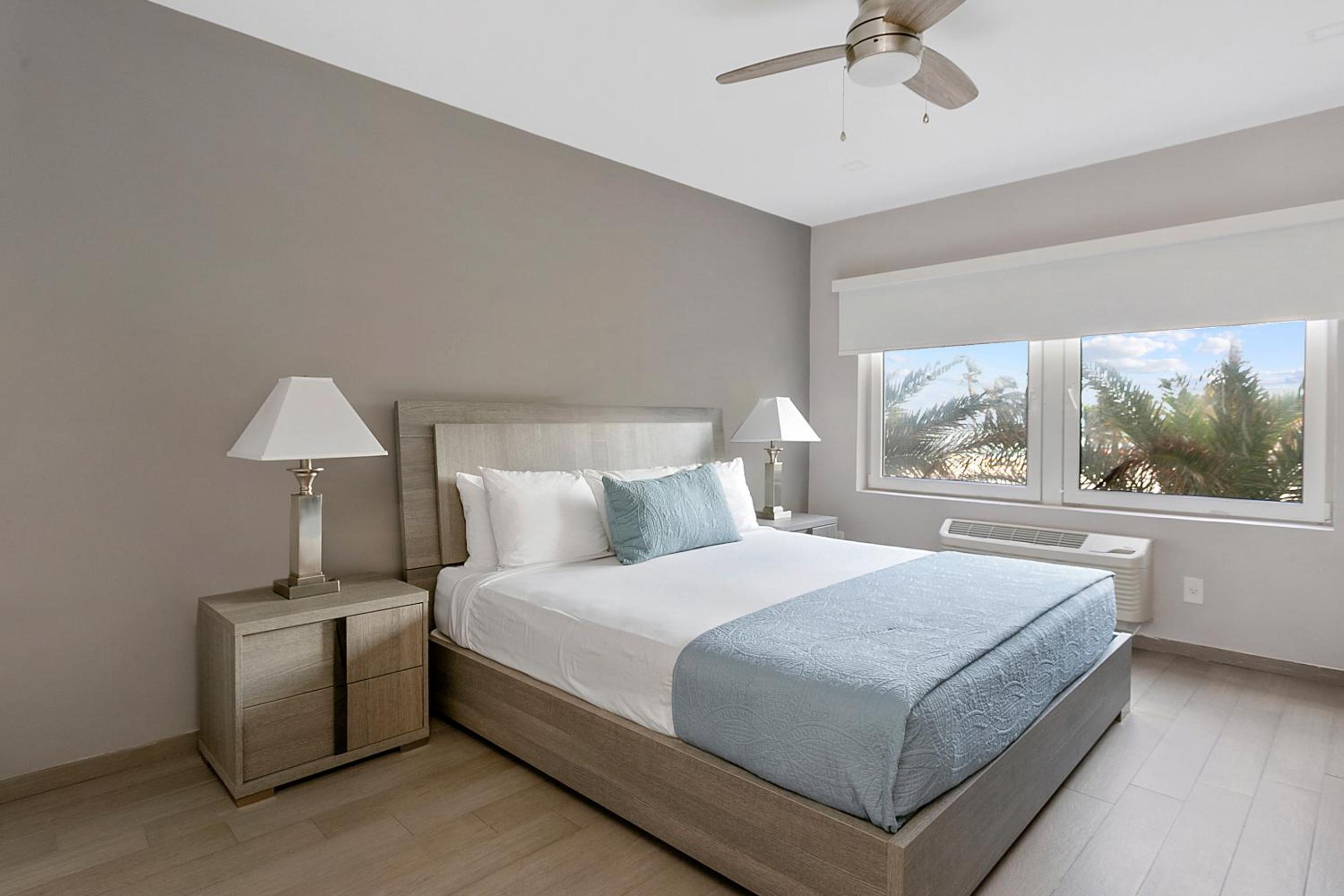 Partial Ocean View Room with King Bed at Hotel Sheldon in Hollywood