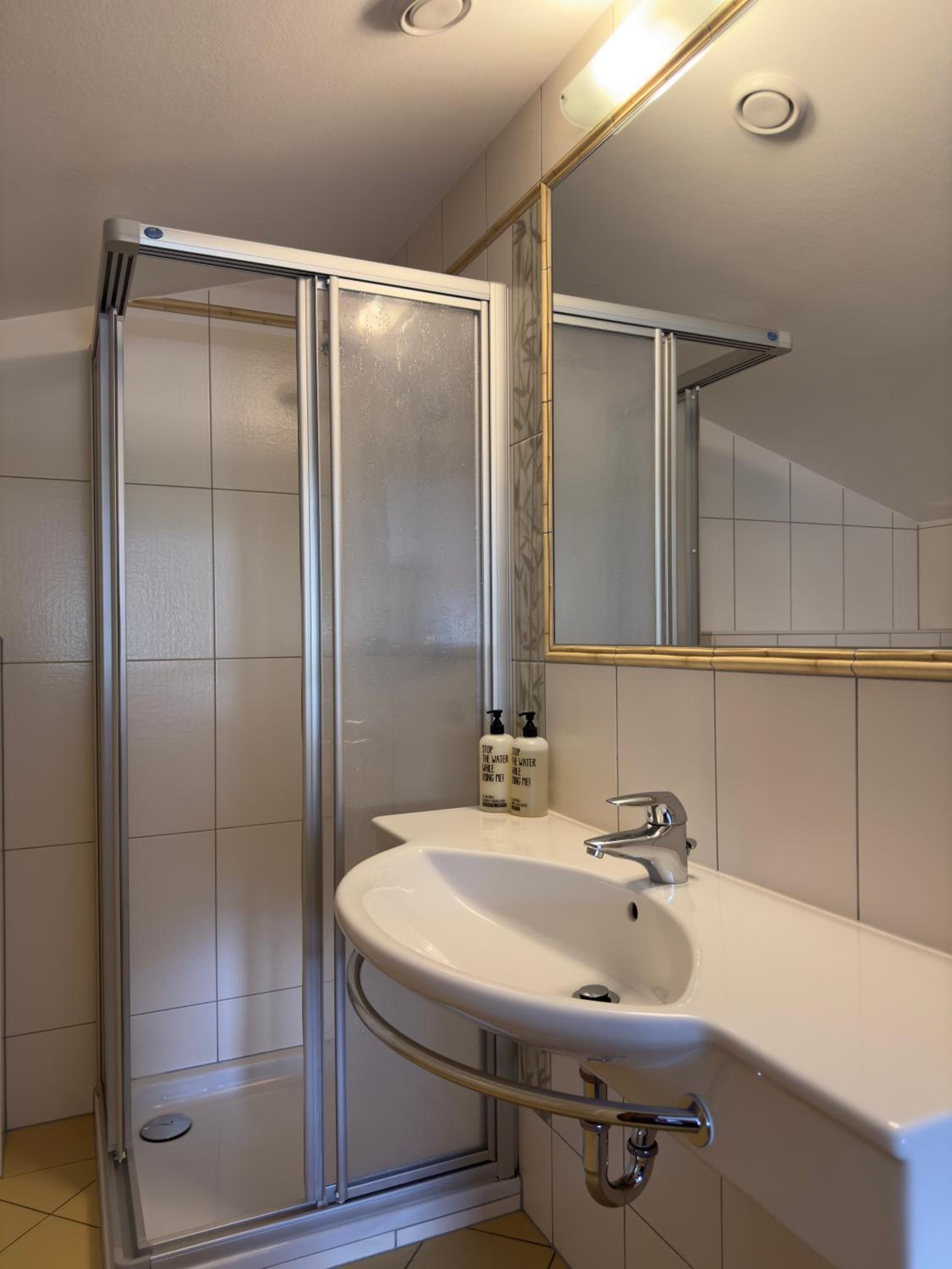 Two-Bedroom Apartment - Photo 13