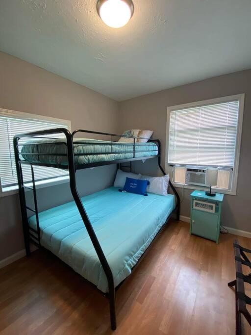 Three-Bedroom House photo 1