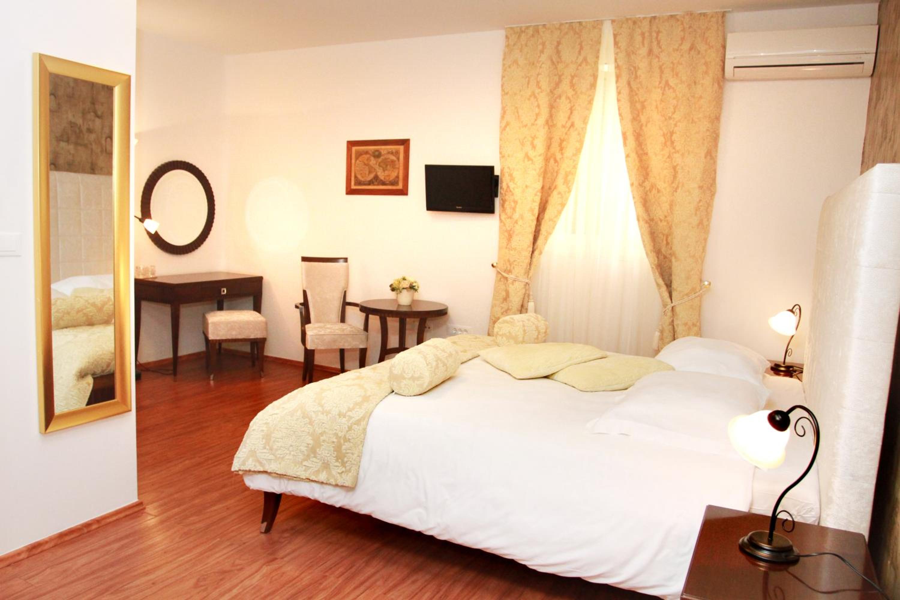 Superior Double Room photo 1