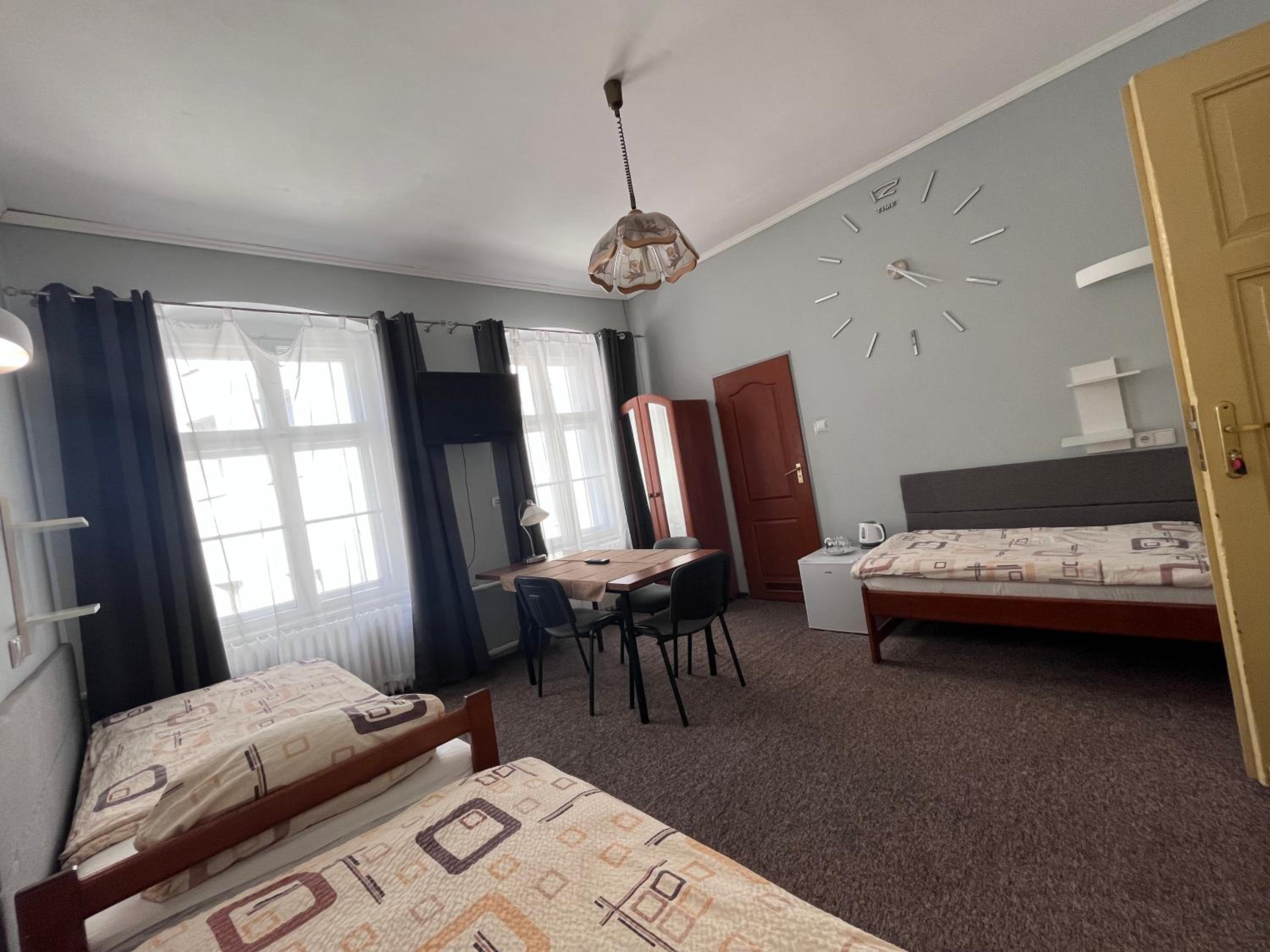 Triple Room with Bathroom - Photo 1