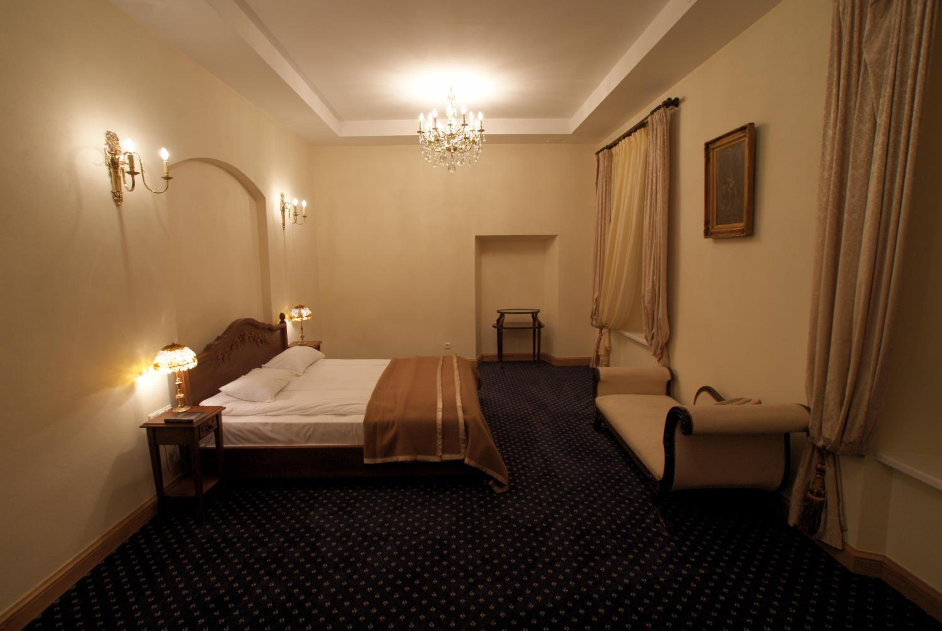 Luxury Suite photo 1