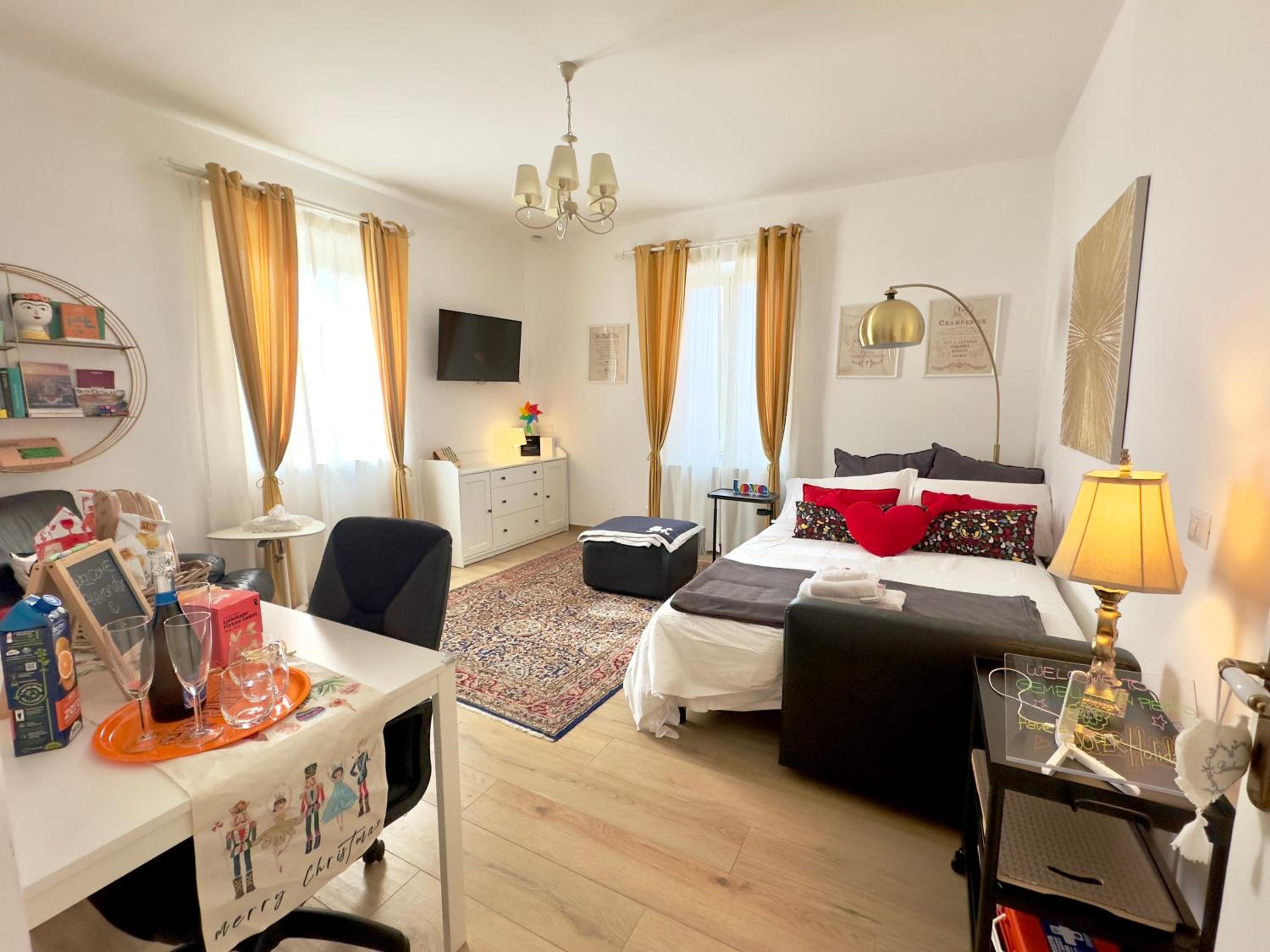 One-Bedroom Apartment