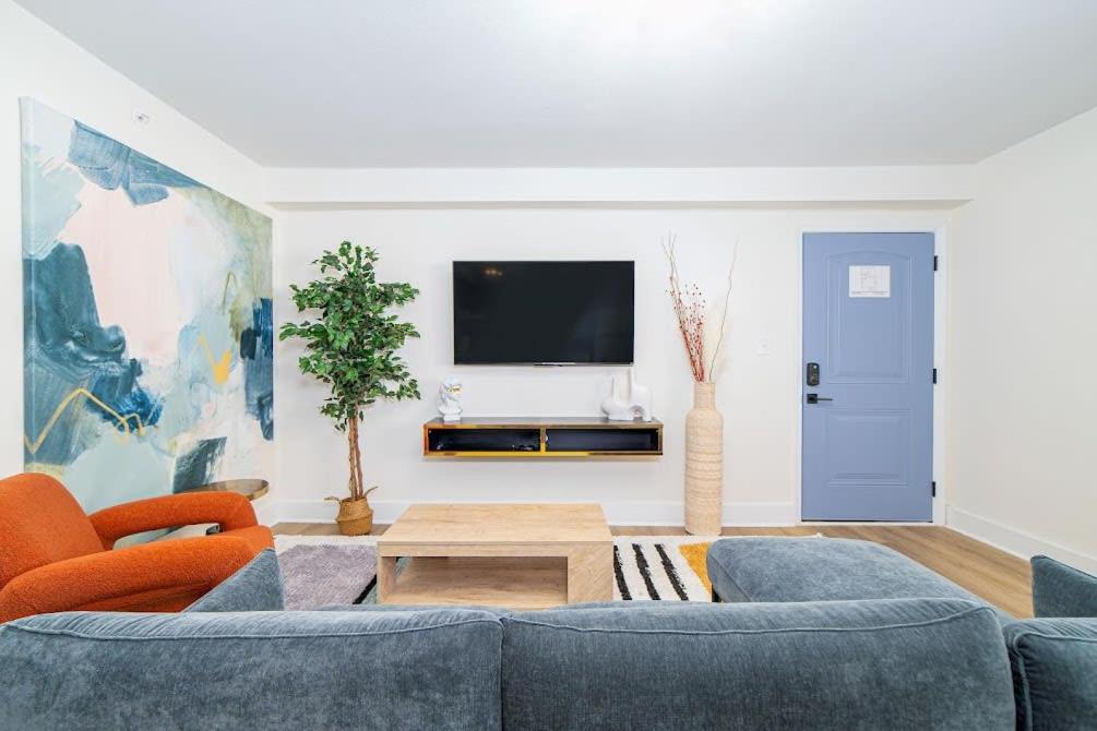 Apartment photo 1