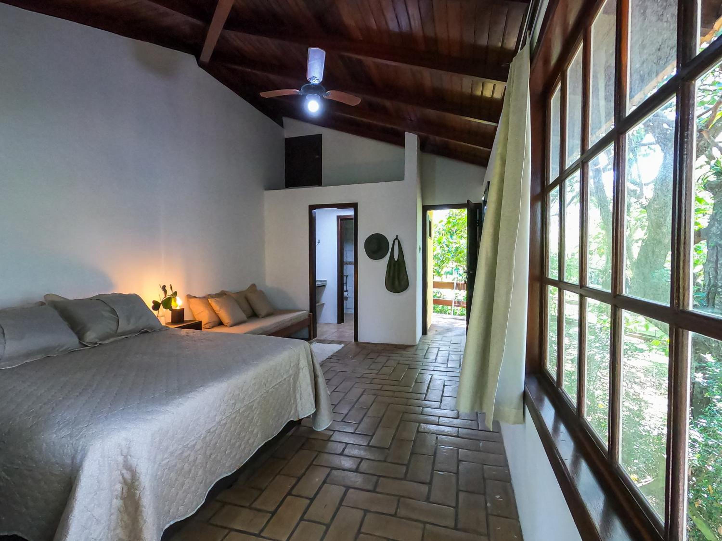 Studio Apartment with Balcony photo 1