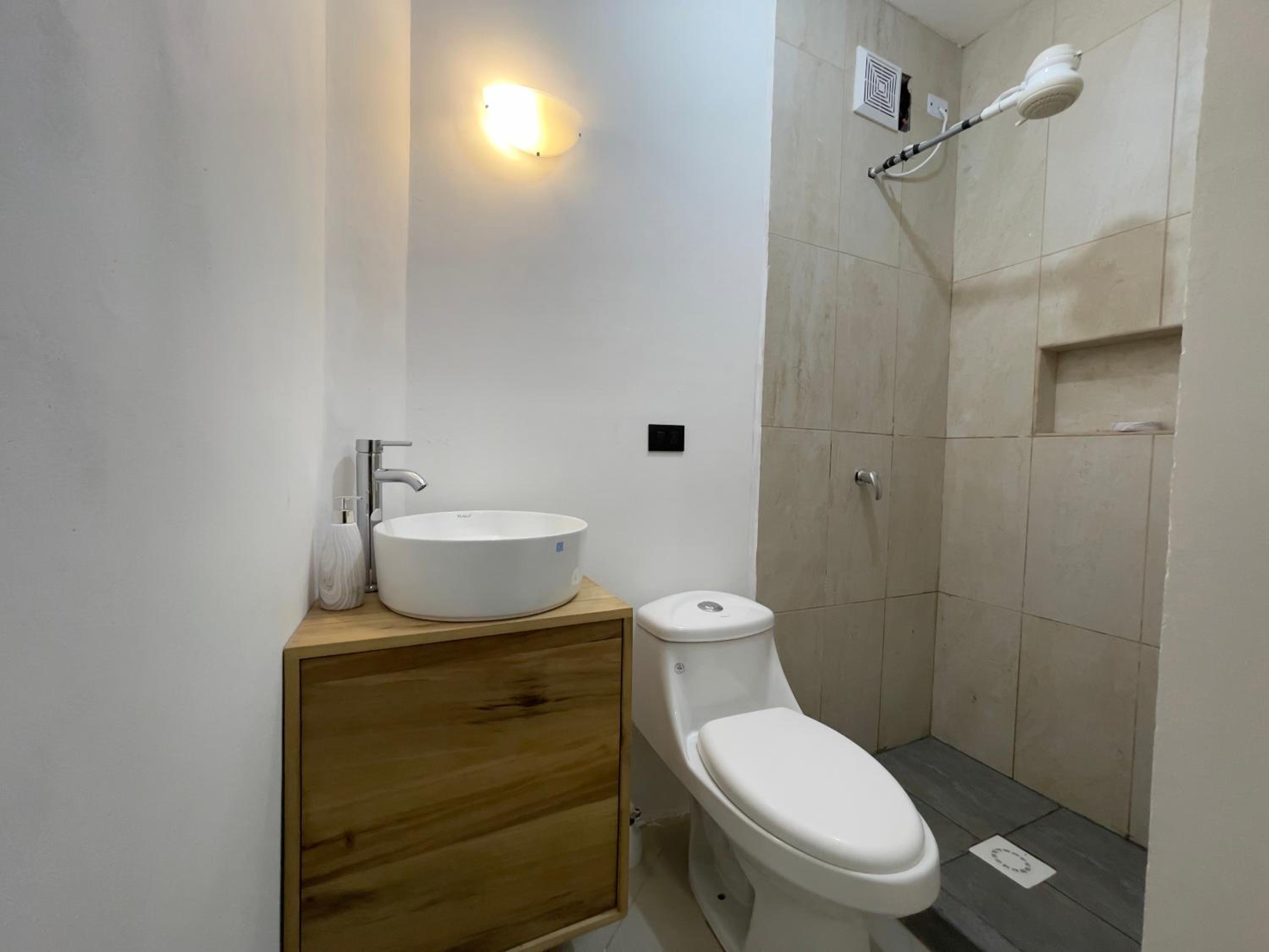 One-Bedroom Apartment photo 2