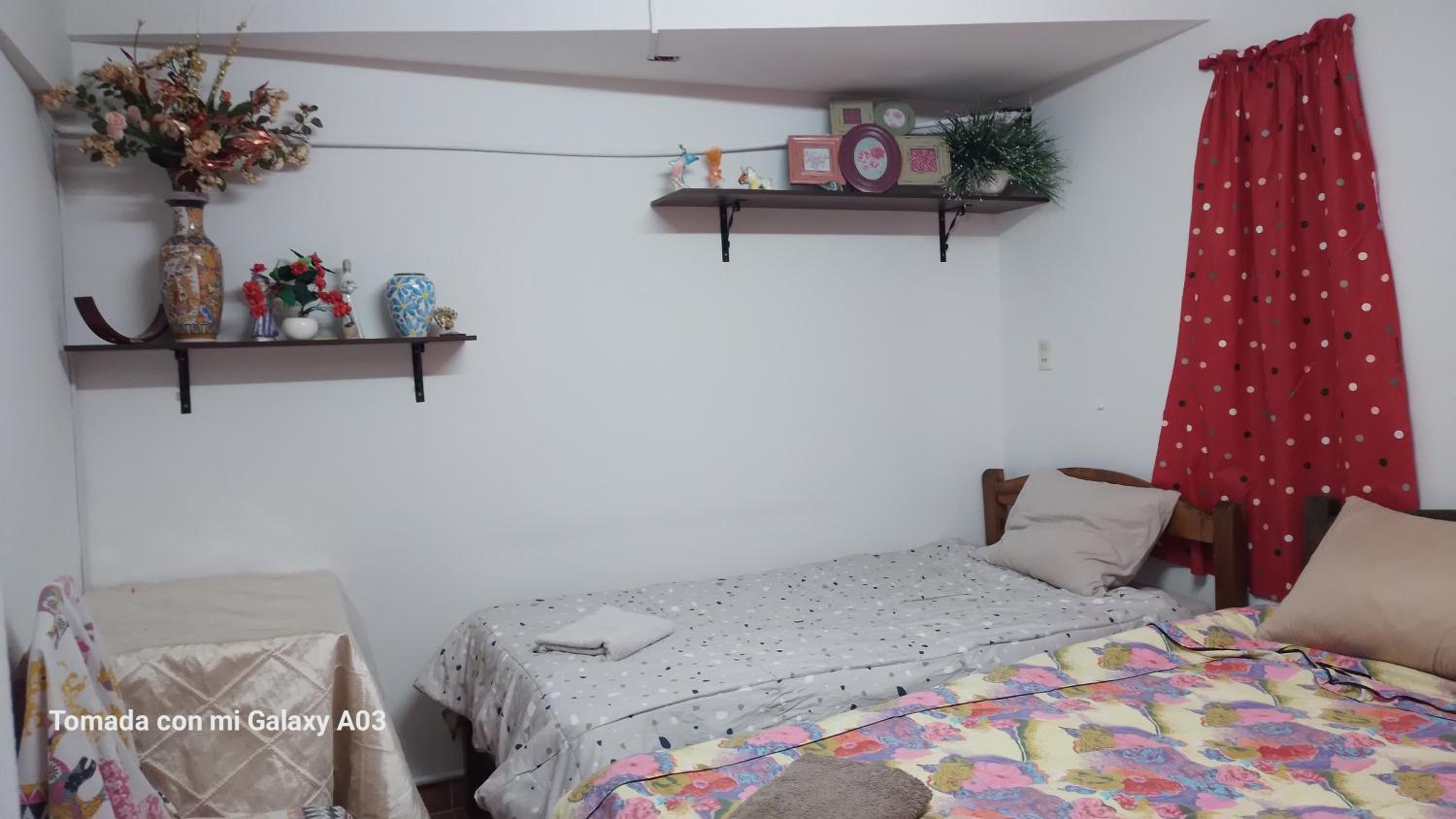 Standard Double Room With Shared Bathroom photo 2