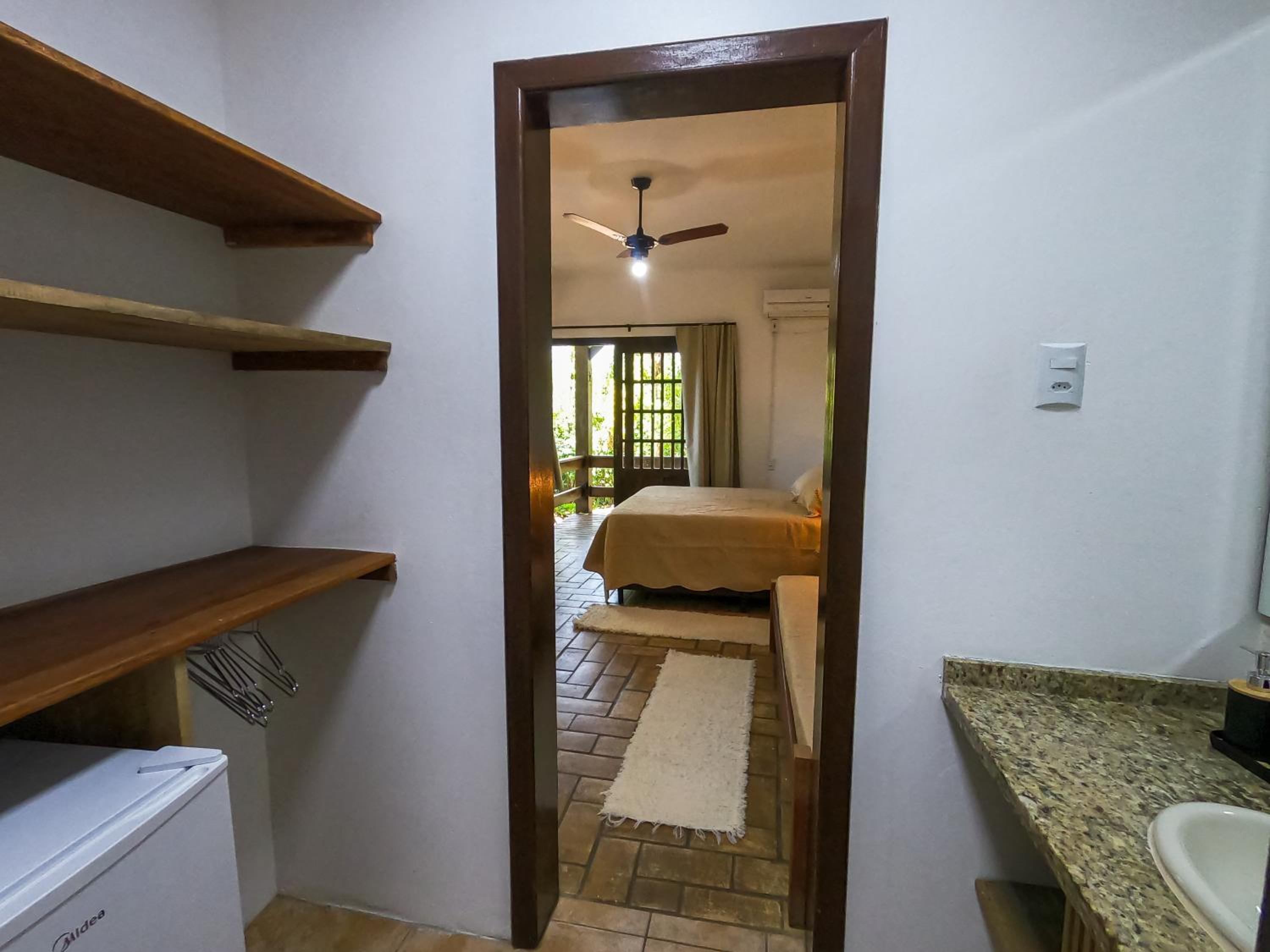 Studio Apartment with Balcony photo 2