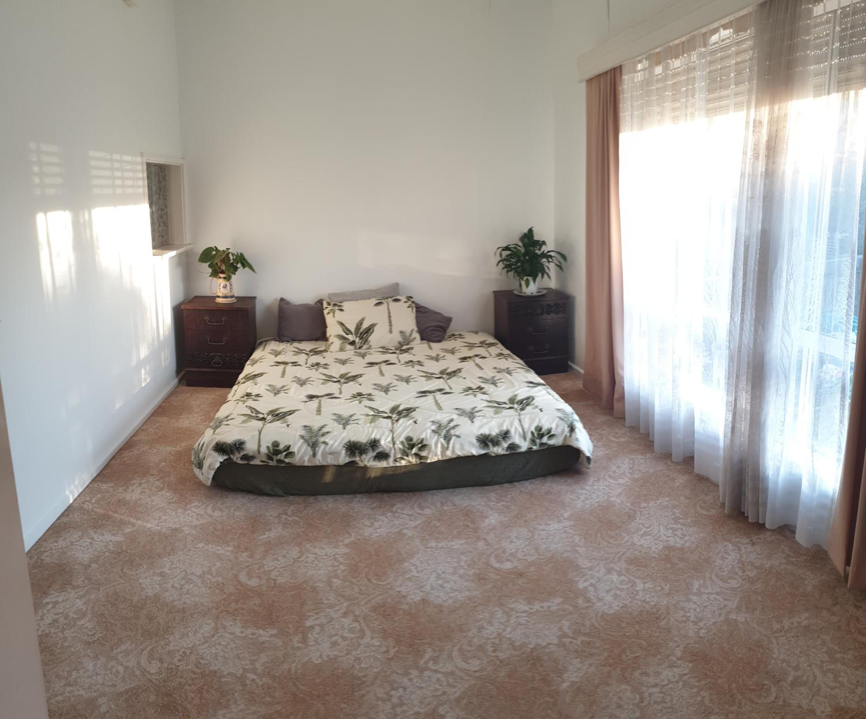 Double Room With Shared Bathroom photo 1