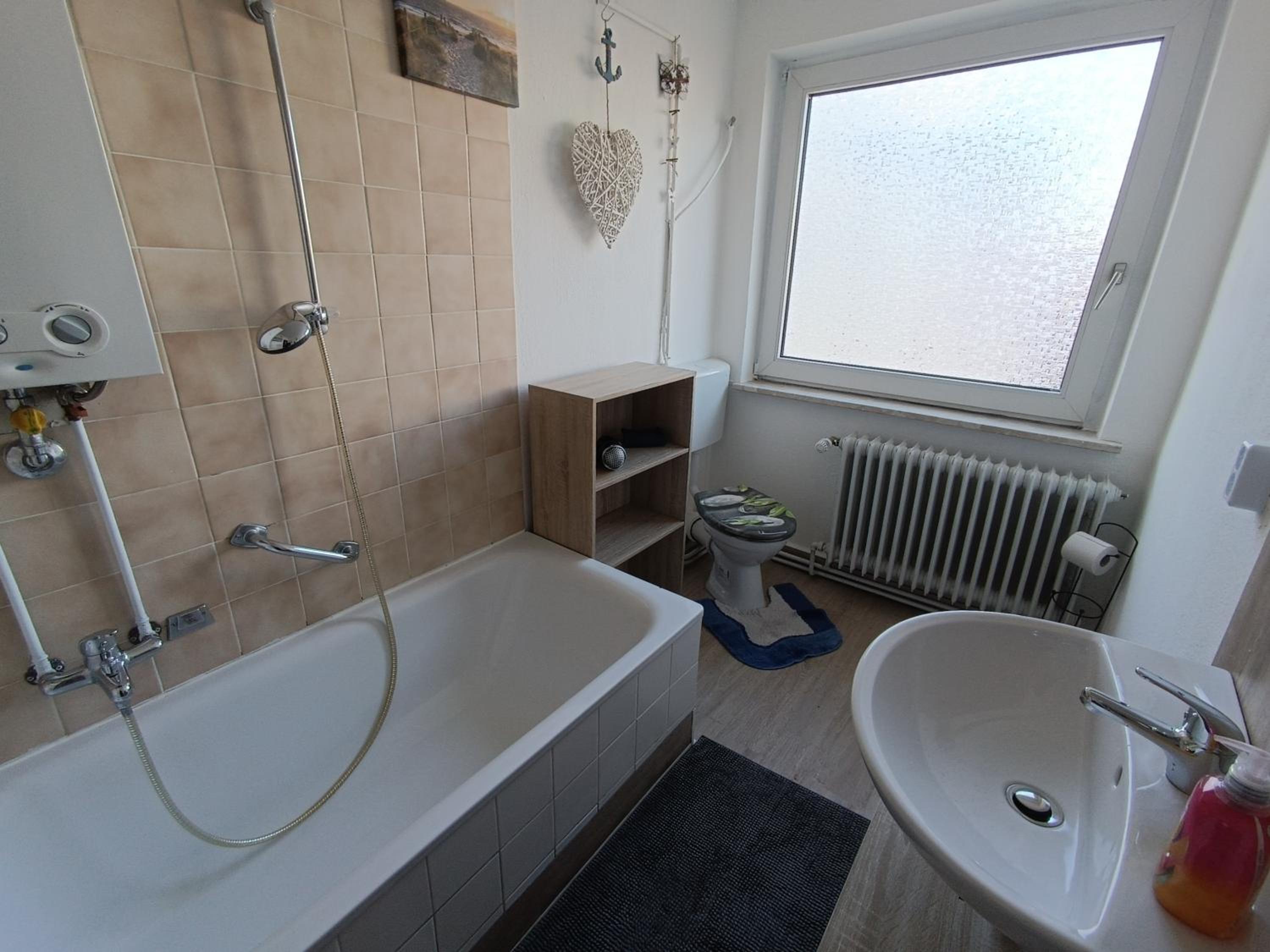 One-Bedroom Apartment - Photo 10
