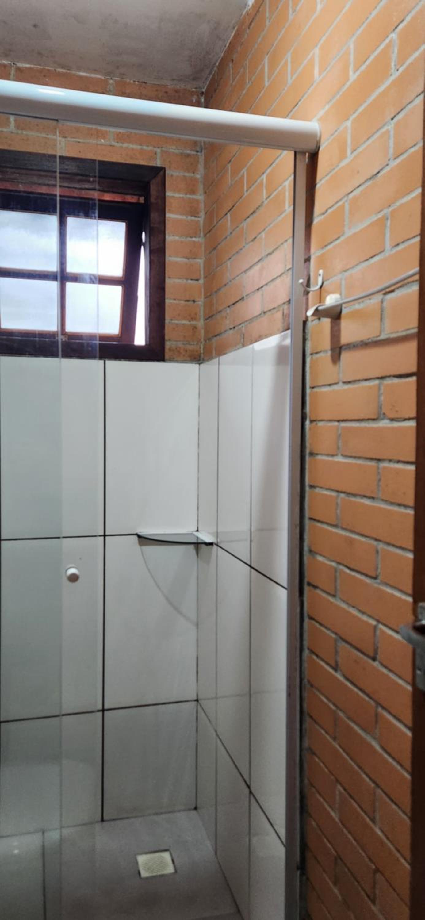 Double Room with Private Bathroom - Photo 13