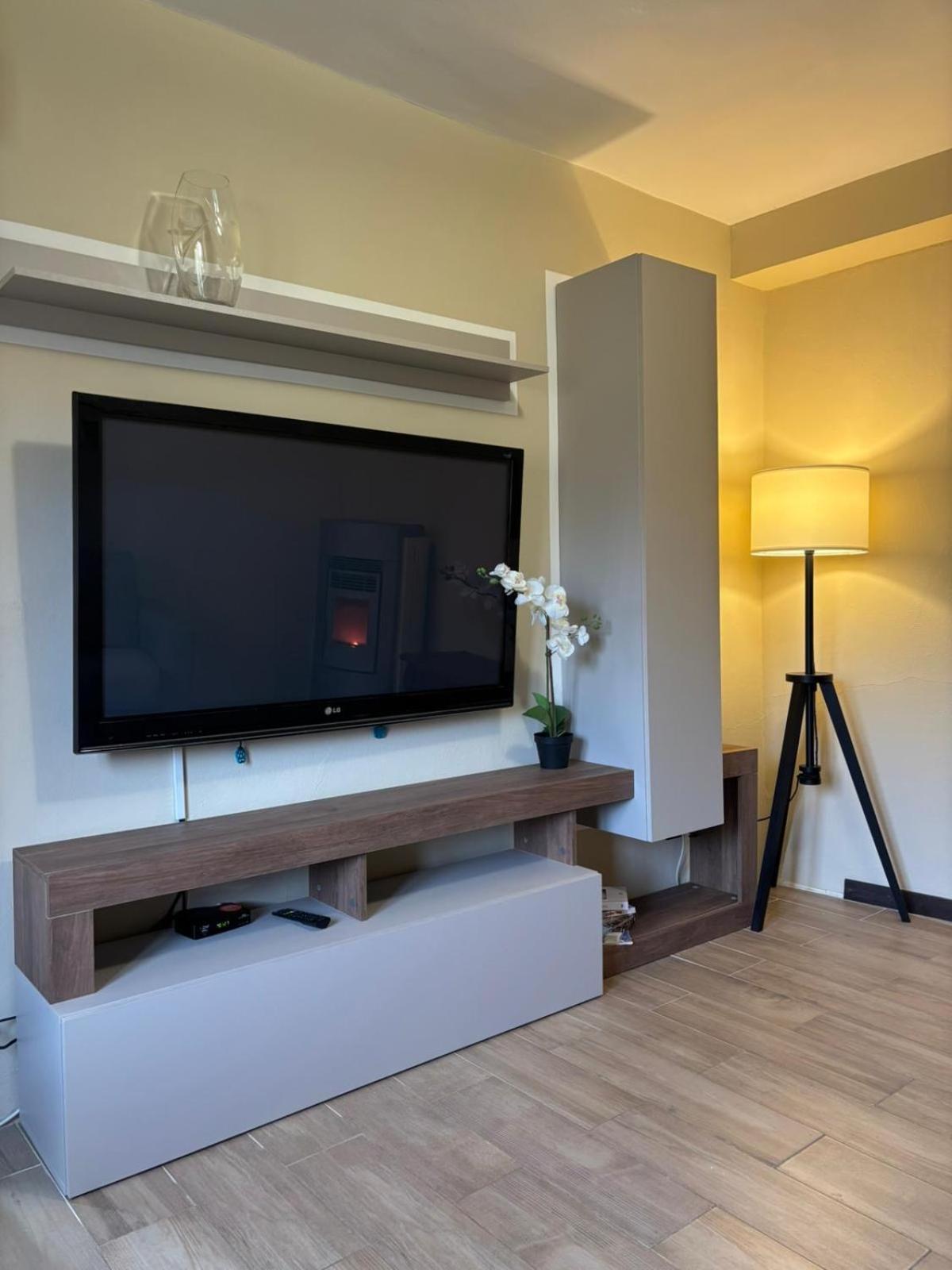 Two-Bedroom House photo 1