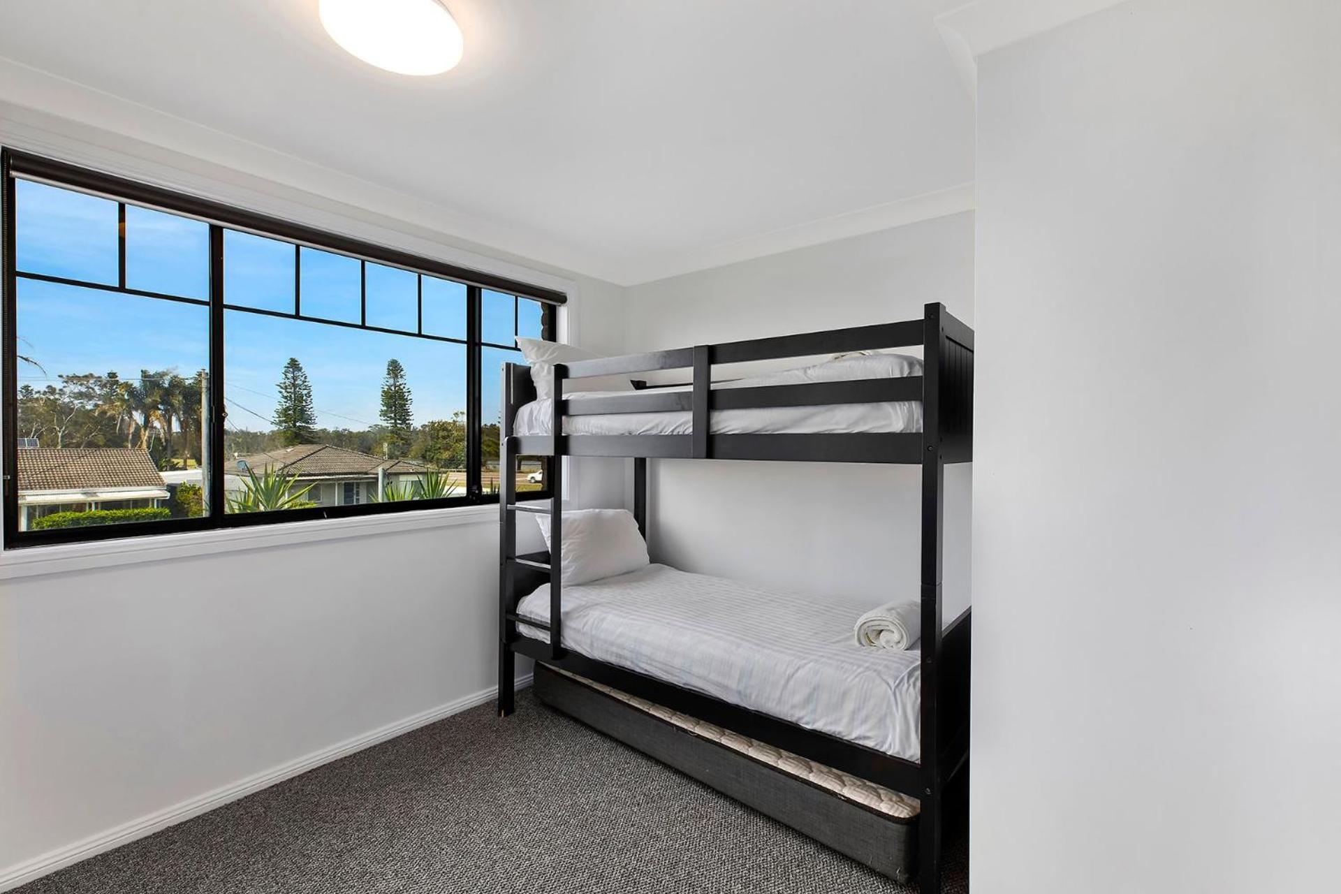 Four-Bedroom House - Photo 10