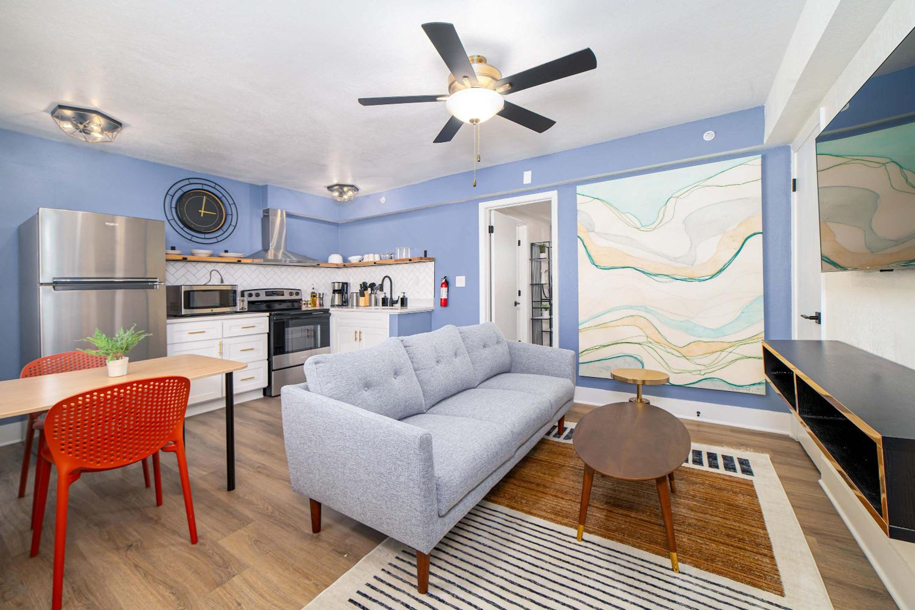 Apartment photo 1