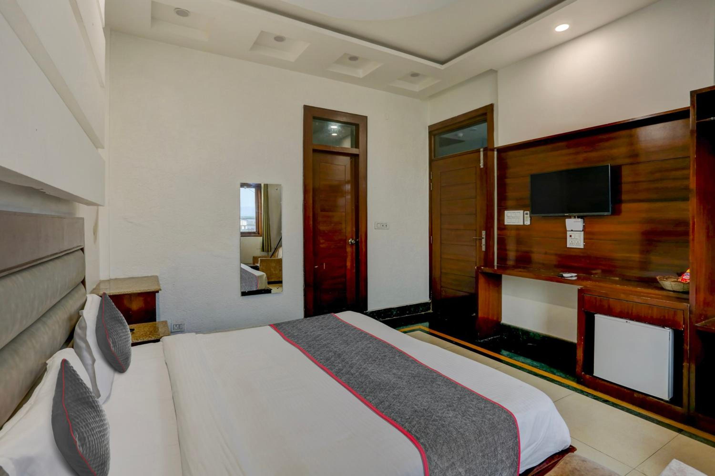 Standard Double Room photo 2