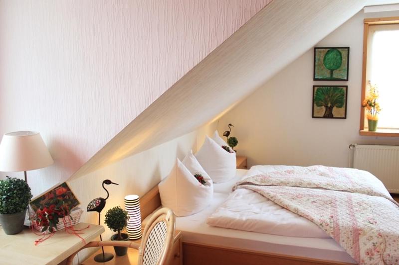 Double Room - Photo 5