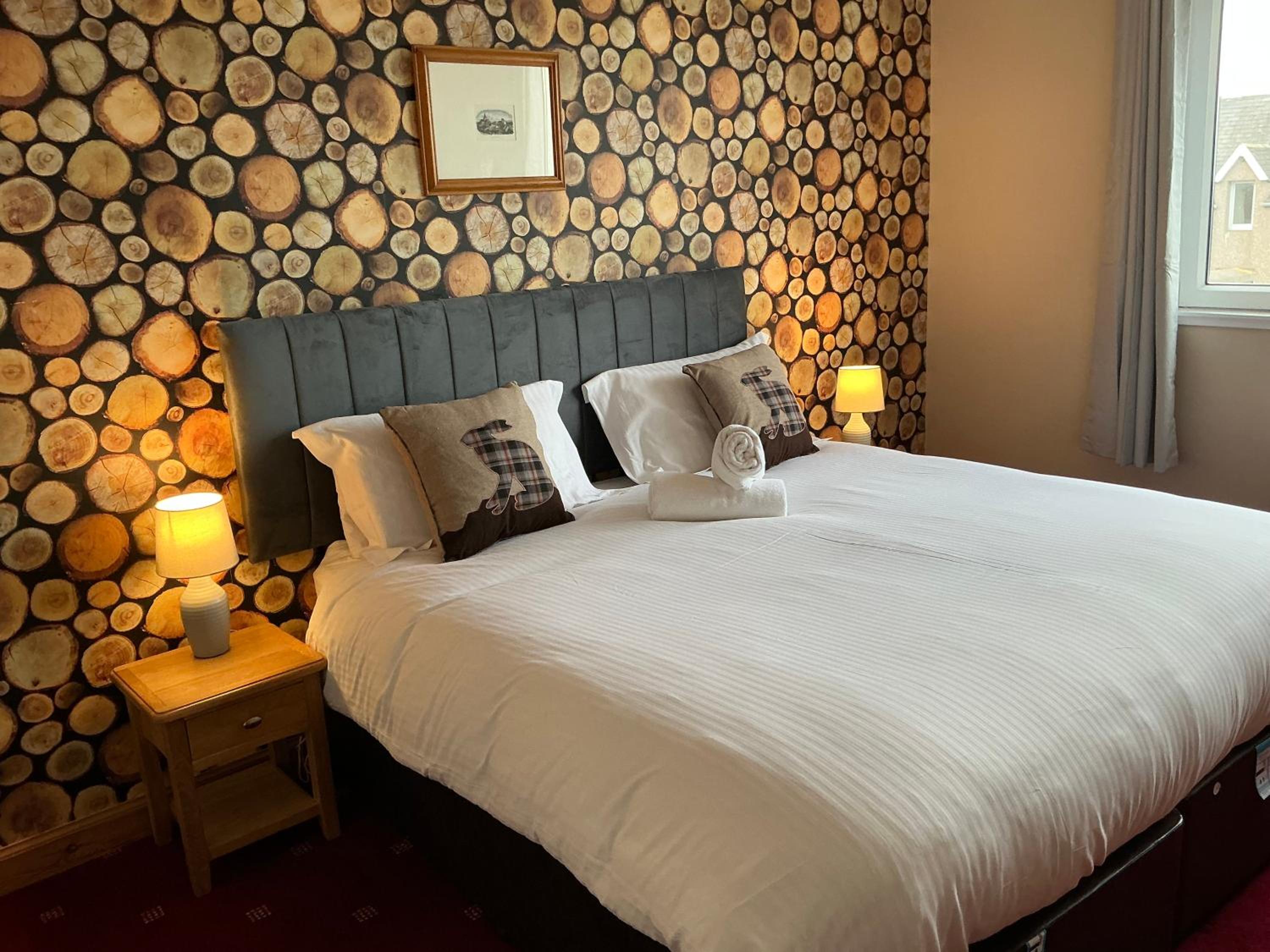Deluxe King Room photo 3