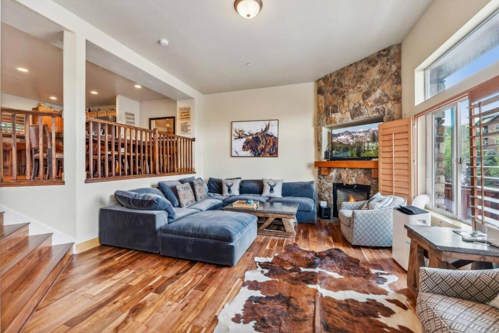 Apartment photo 1