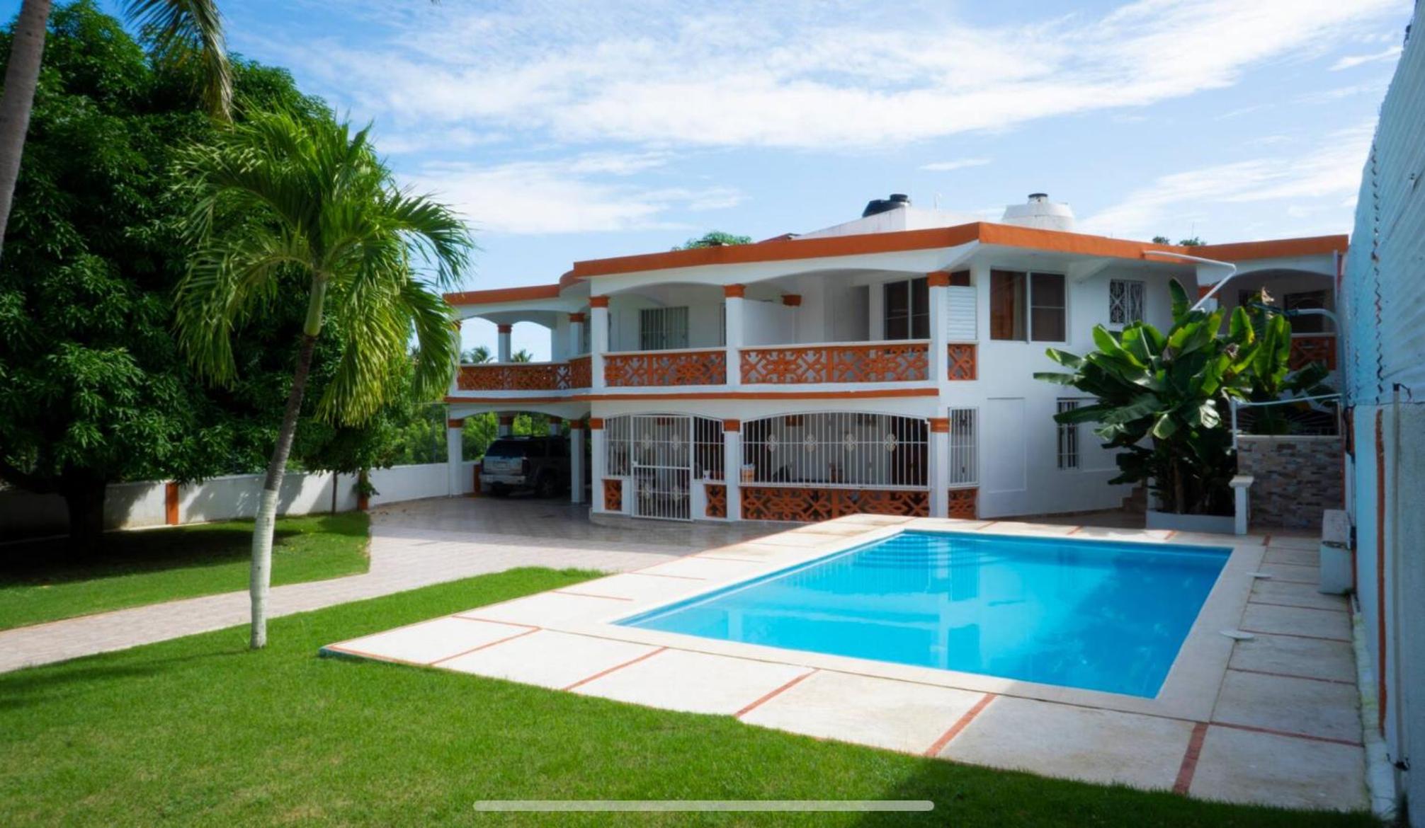 Villa with Private Pool photo 2