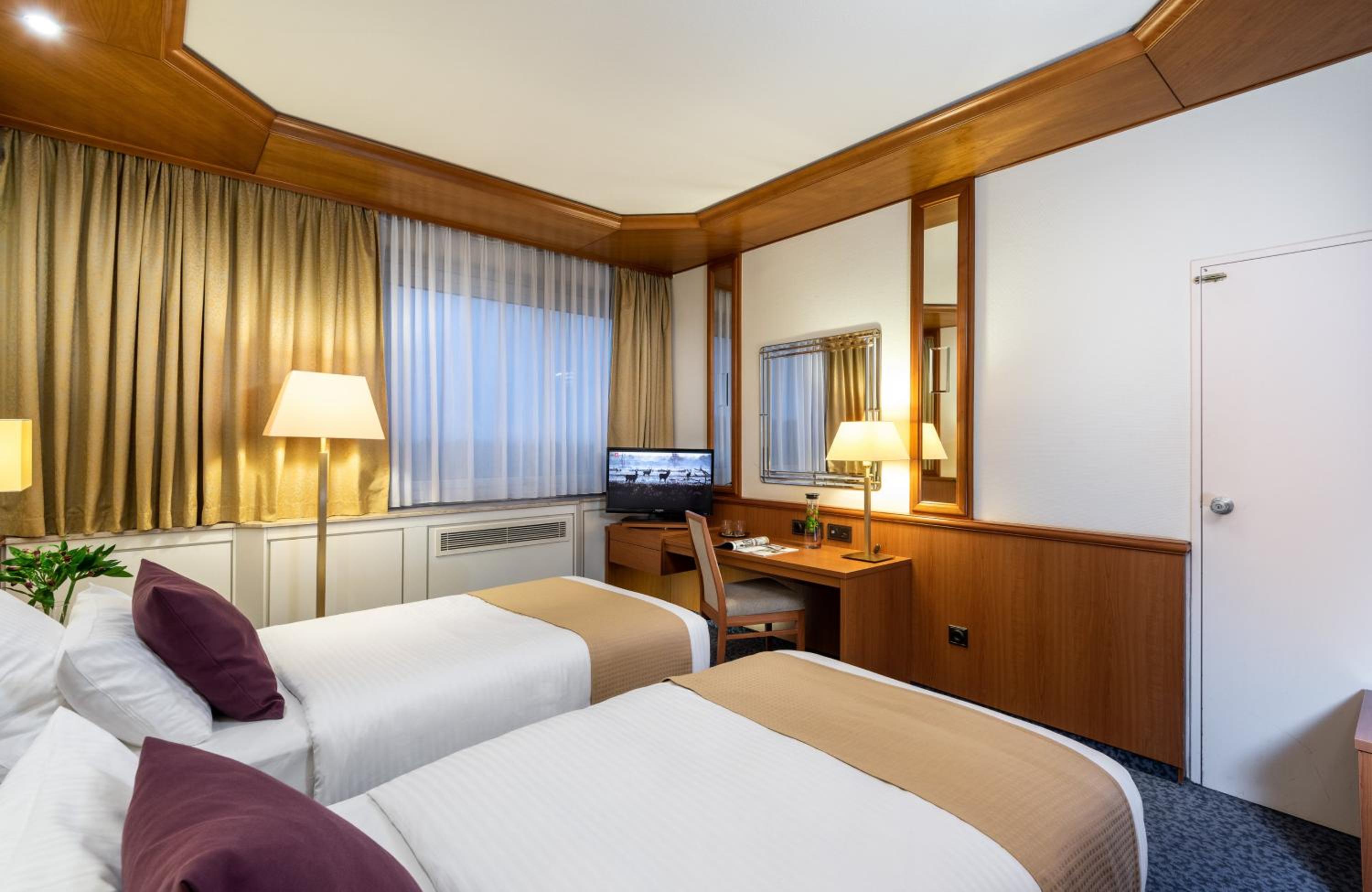 Comfort Twin Room - Photo 4