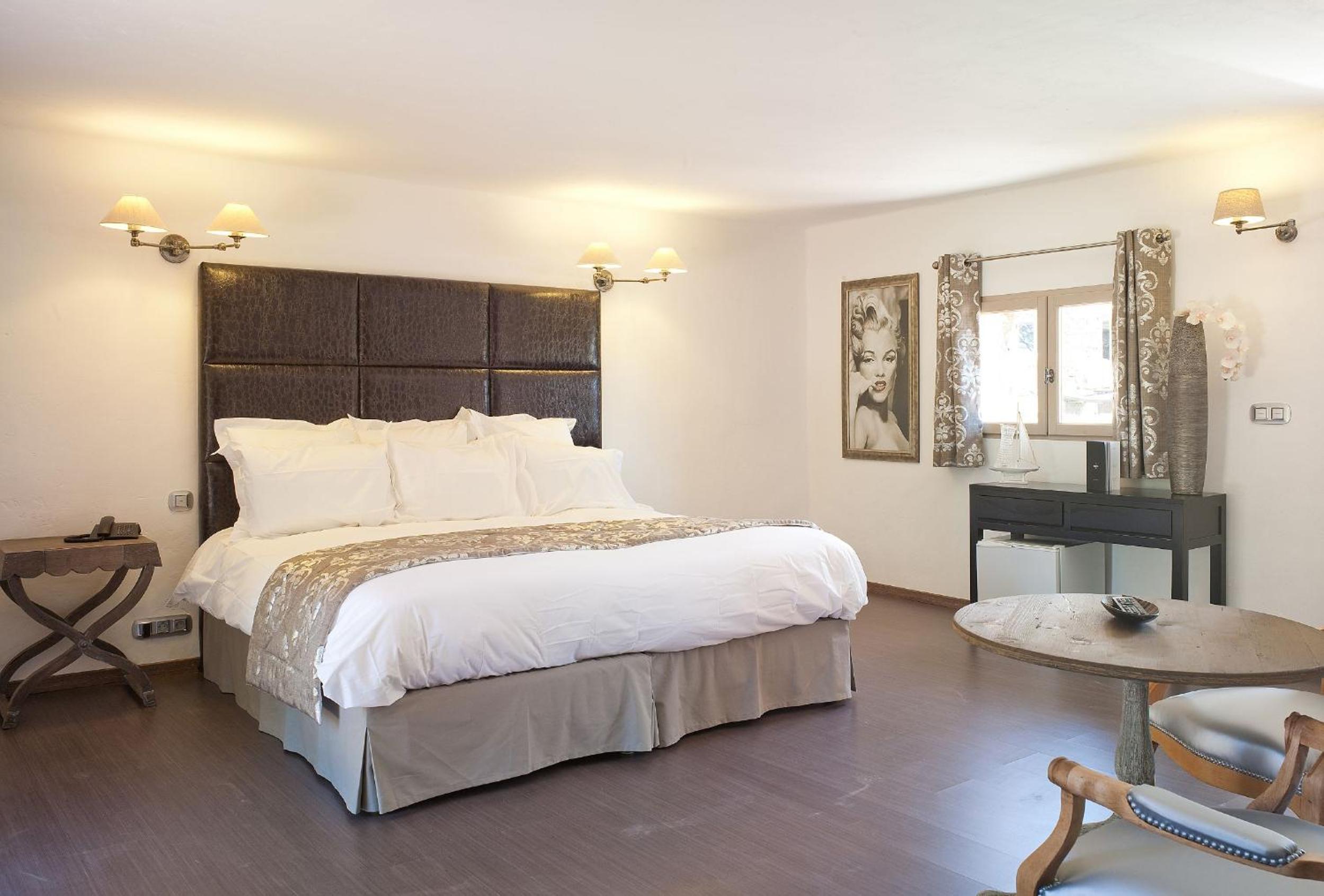 Suite (2 Adults) photo 3