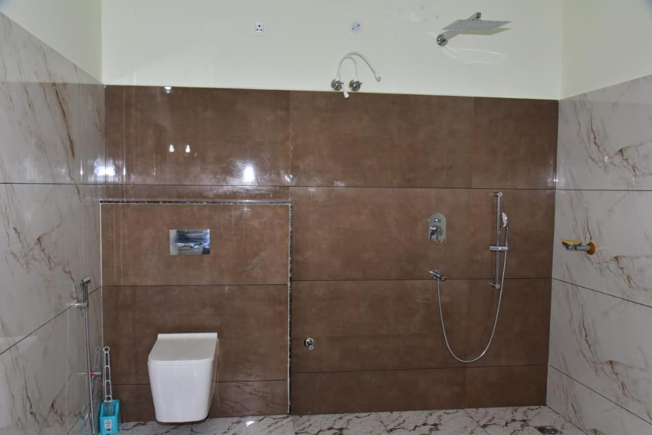 Deluxe Double Room With Bath photo 3
