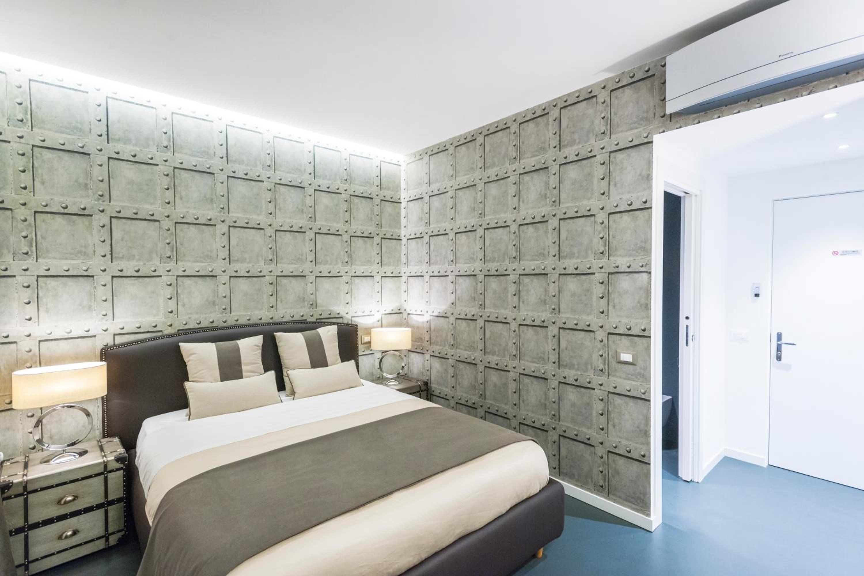 Double Room with Balcony photo 2
