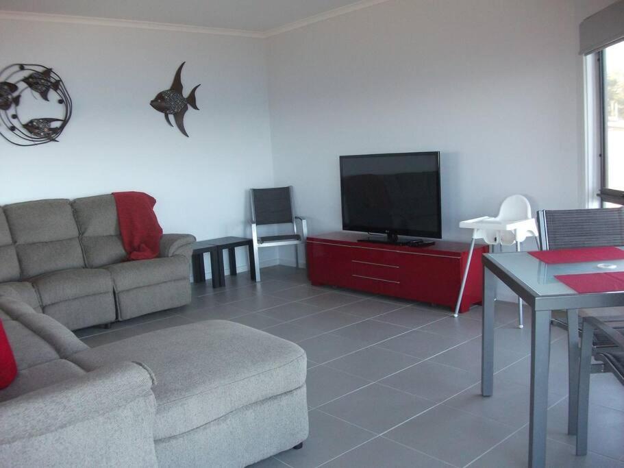 Four-Bedroom House photo 1