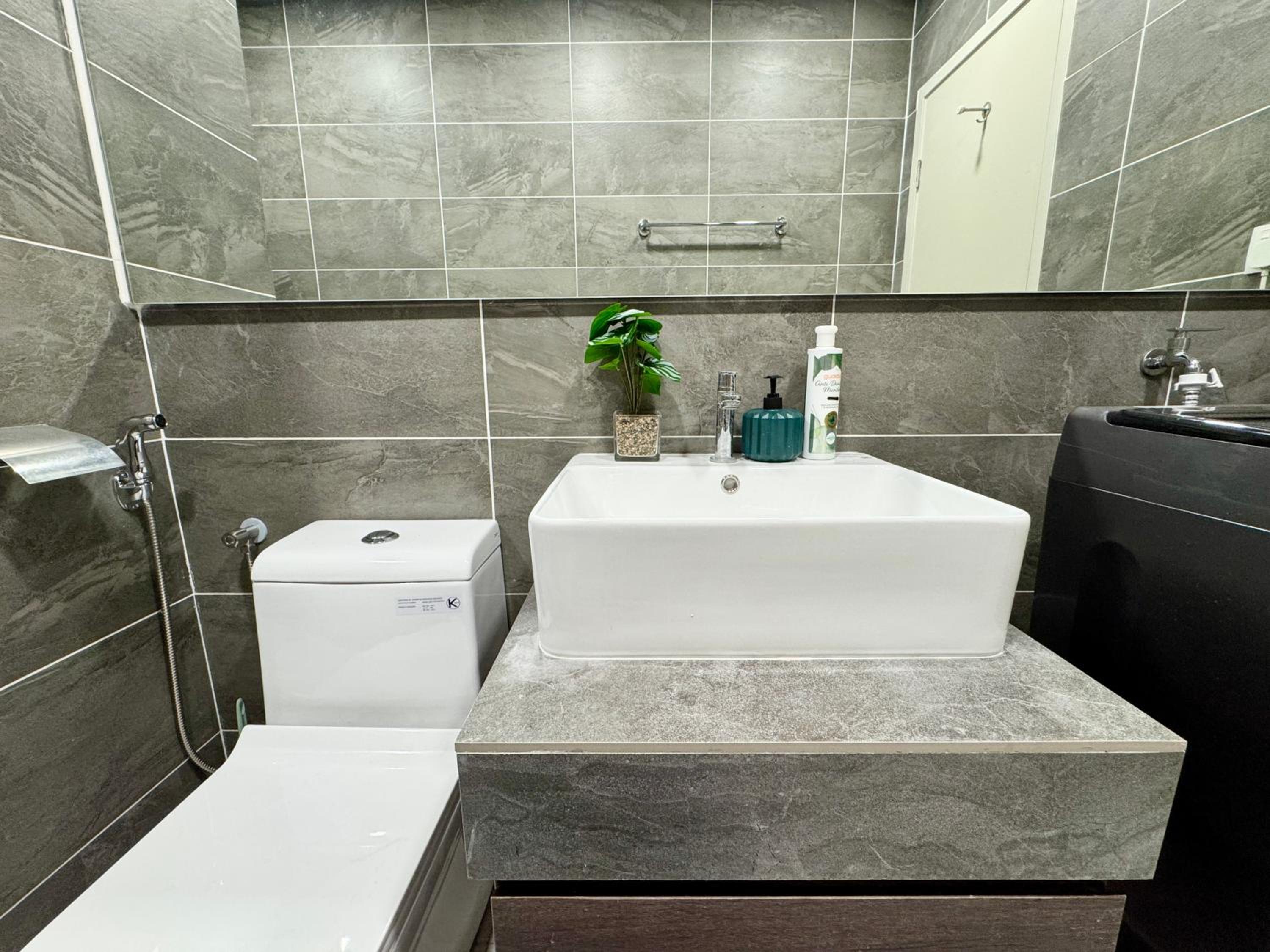 Studio Apartment - Photo 69