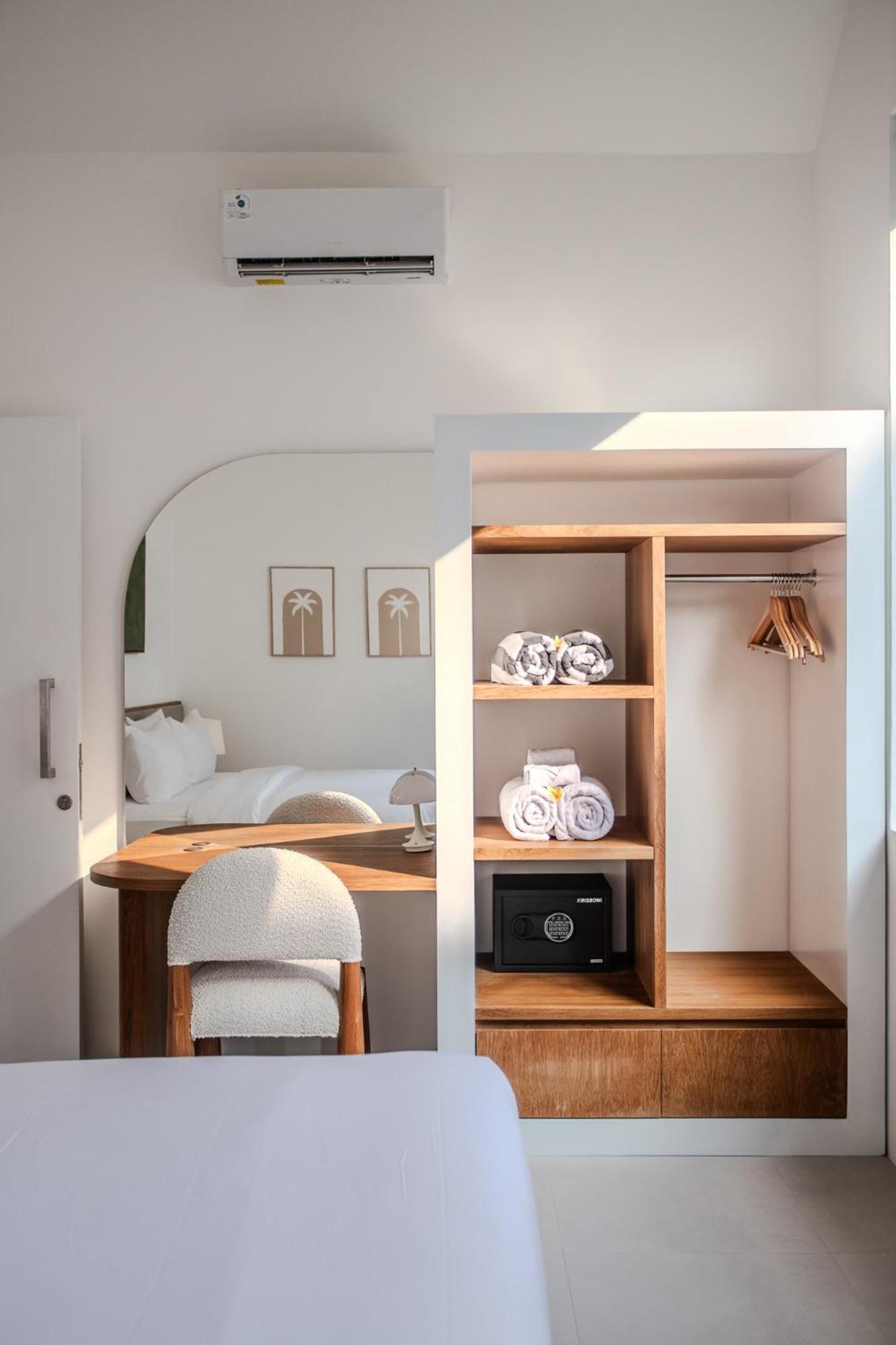 Two-Bedroom Villa - Photo 18