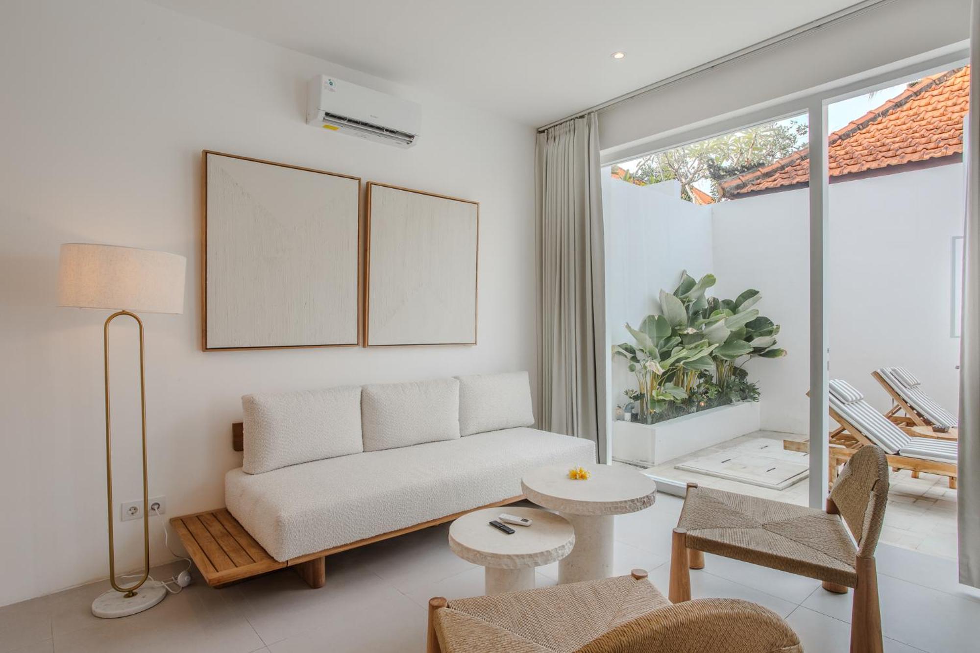 Two-Bedroom Villa - Photo 7