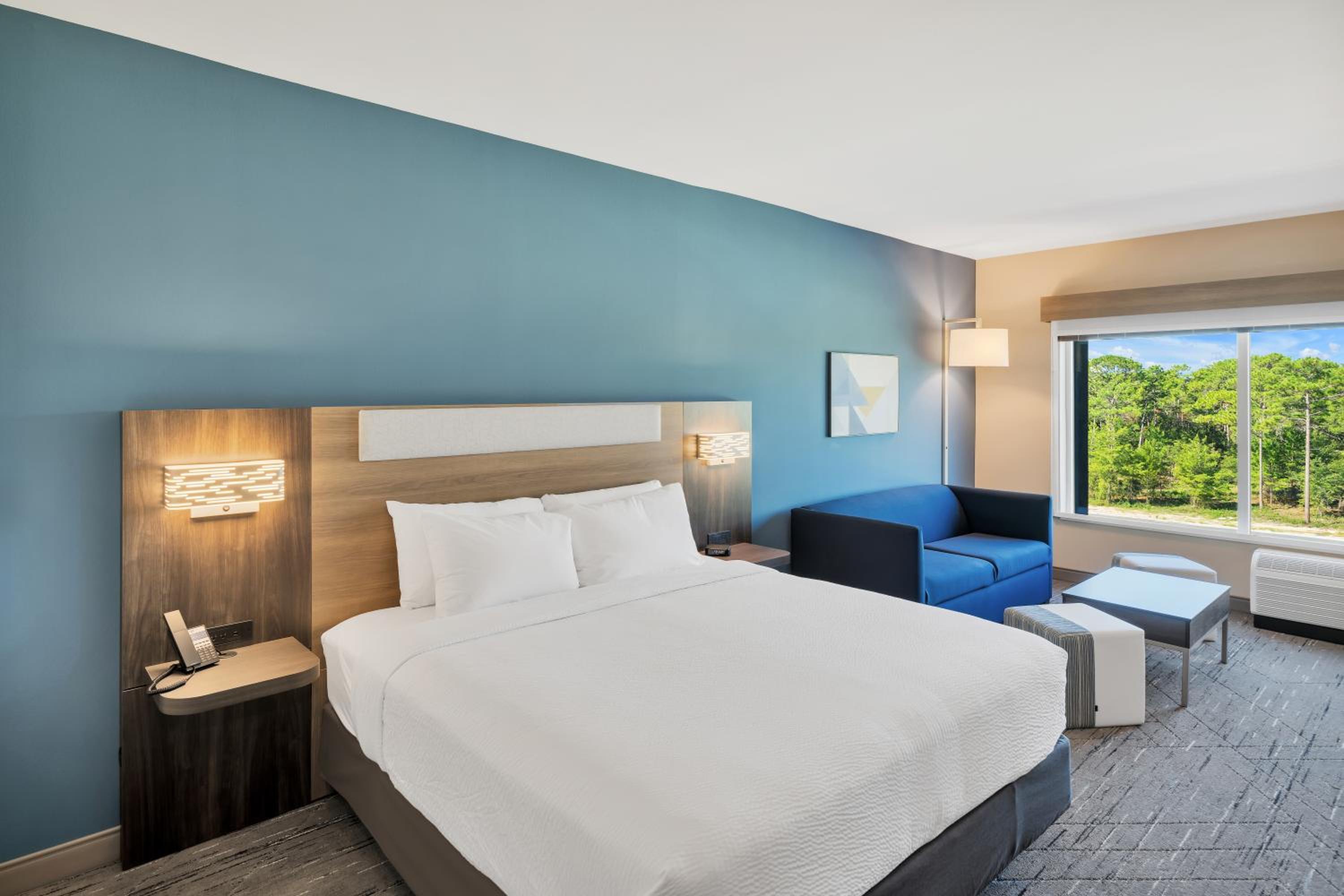 King Suite - Photo 1