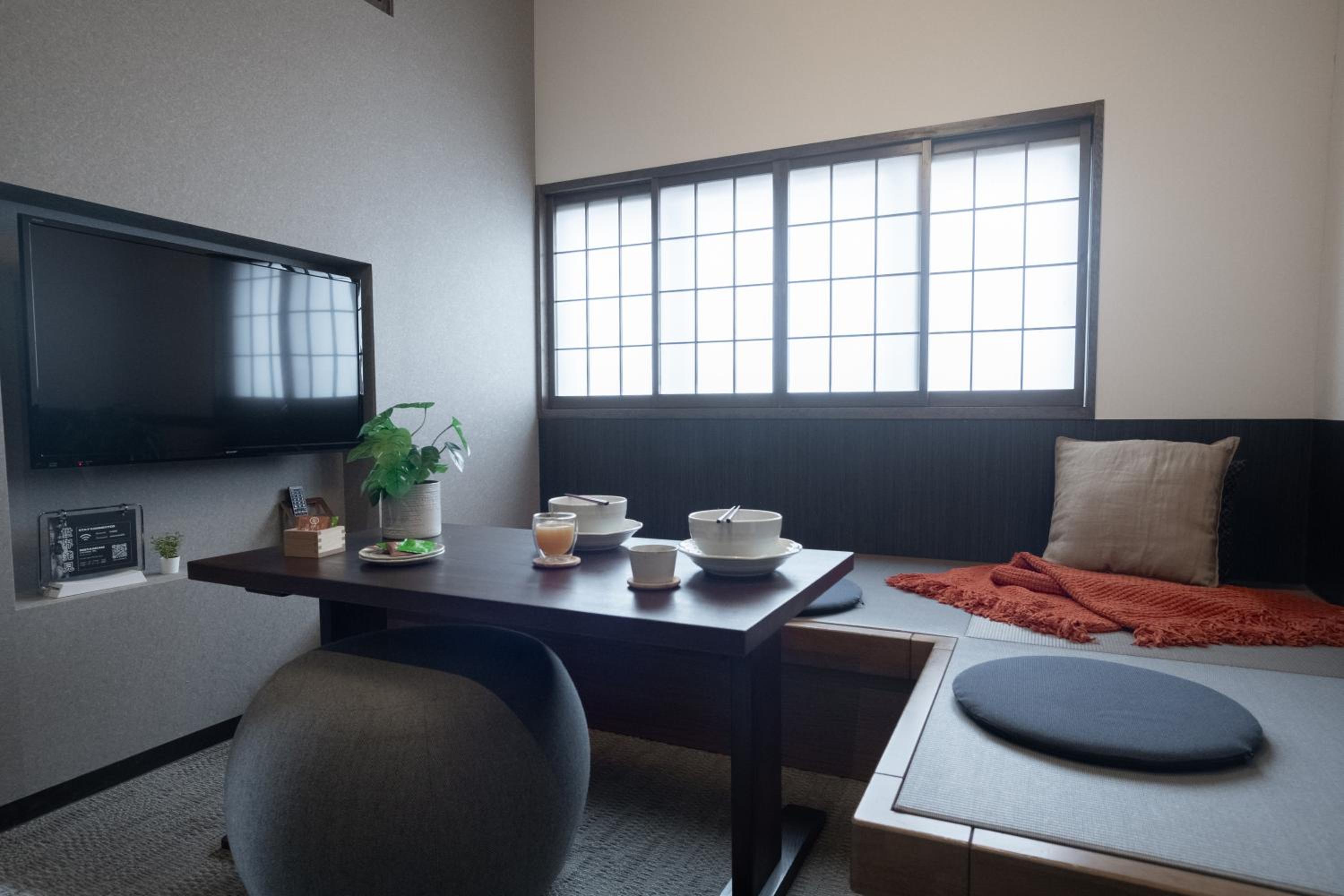 Terrace Twin Suite - Nonsmoking - Photo 8
