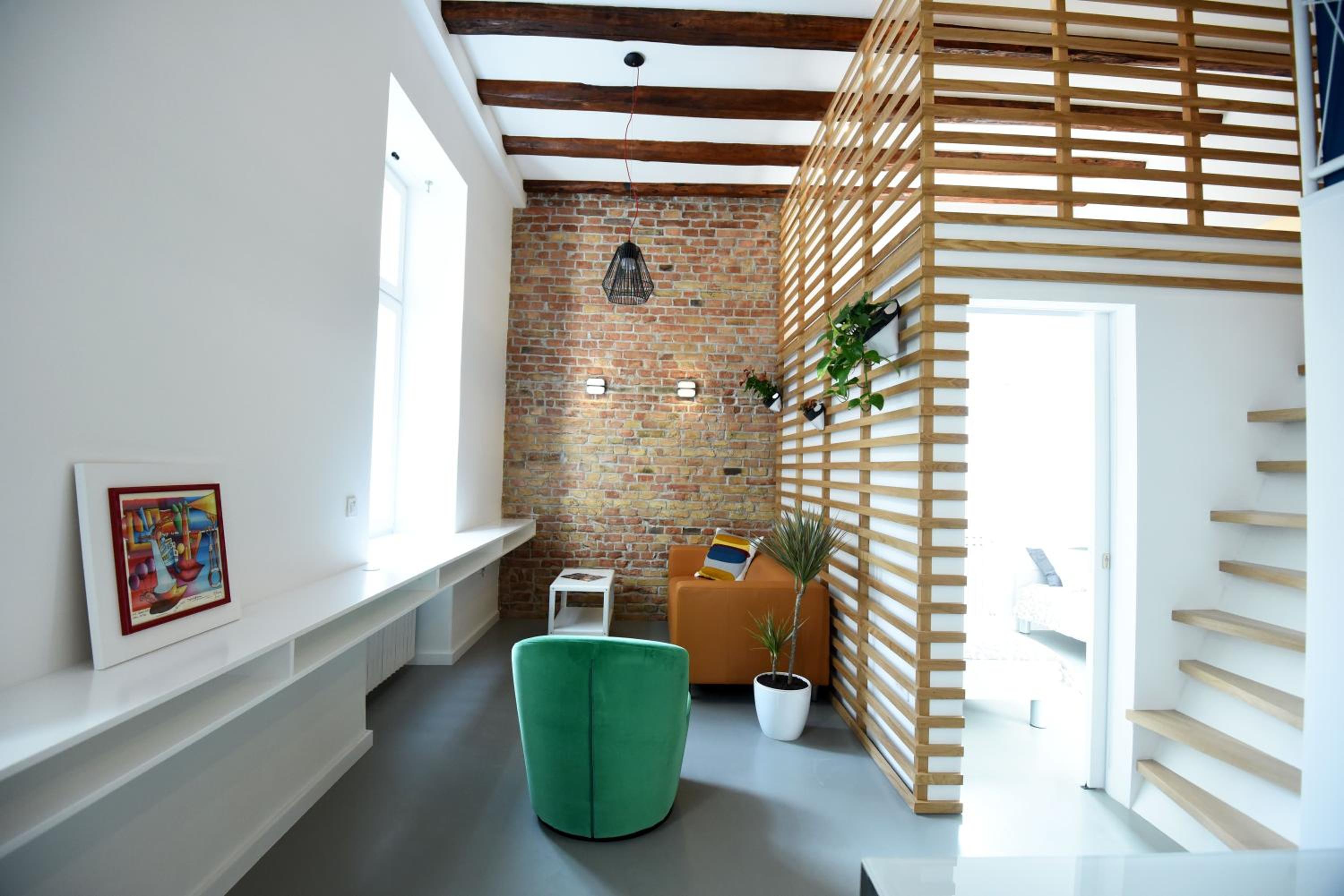 Two-Bedroom Apartment - Split Level