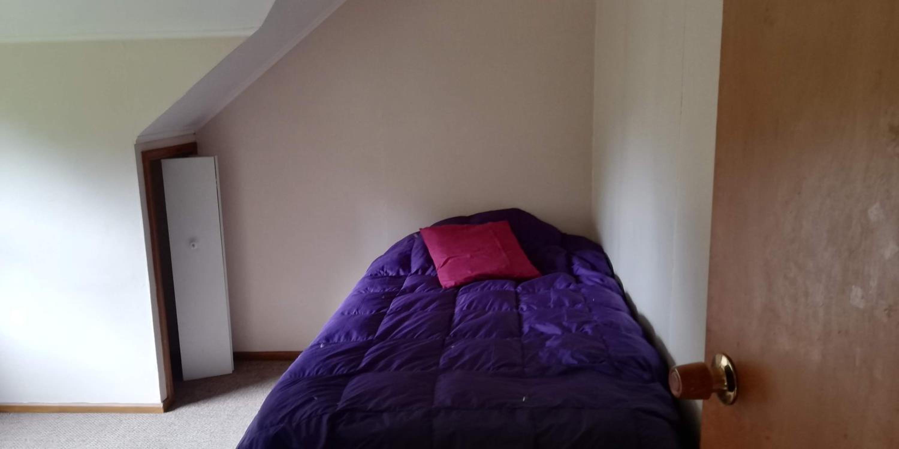Three-Bedroom House photo 2