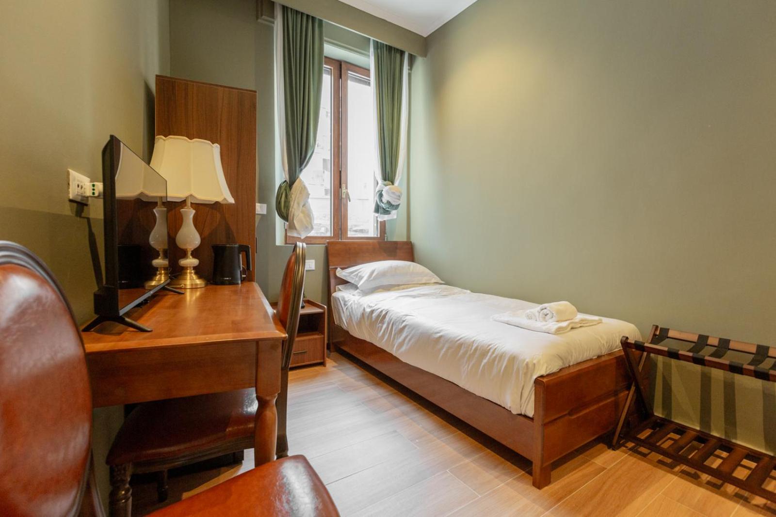 Single Room photo 1