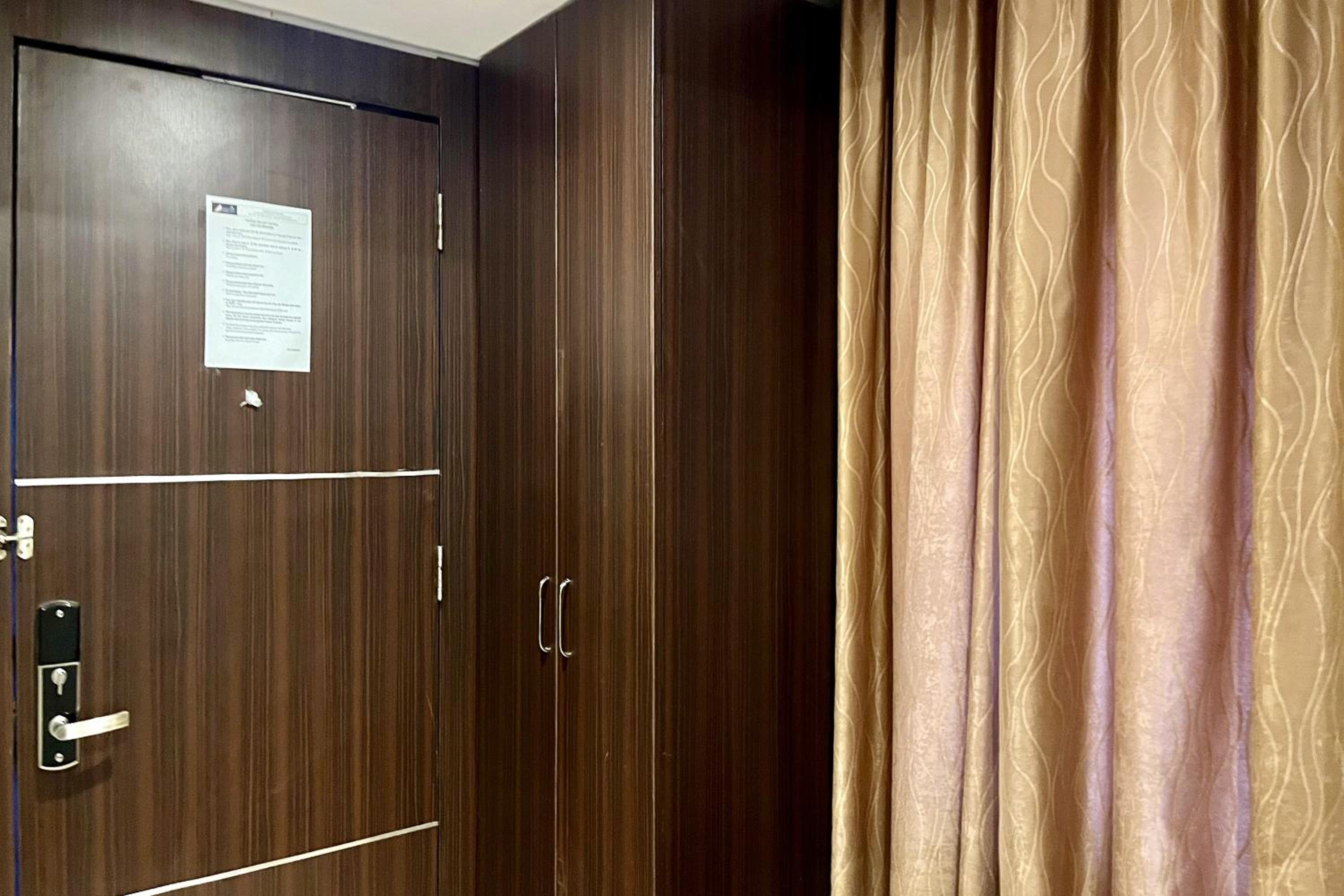 Superior Queen Room photo 1