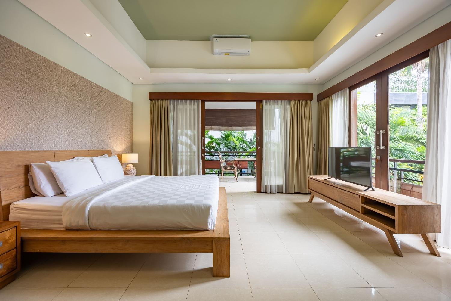 Suite Plus Room with Balcony - Photo 5