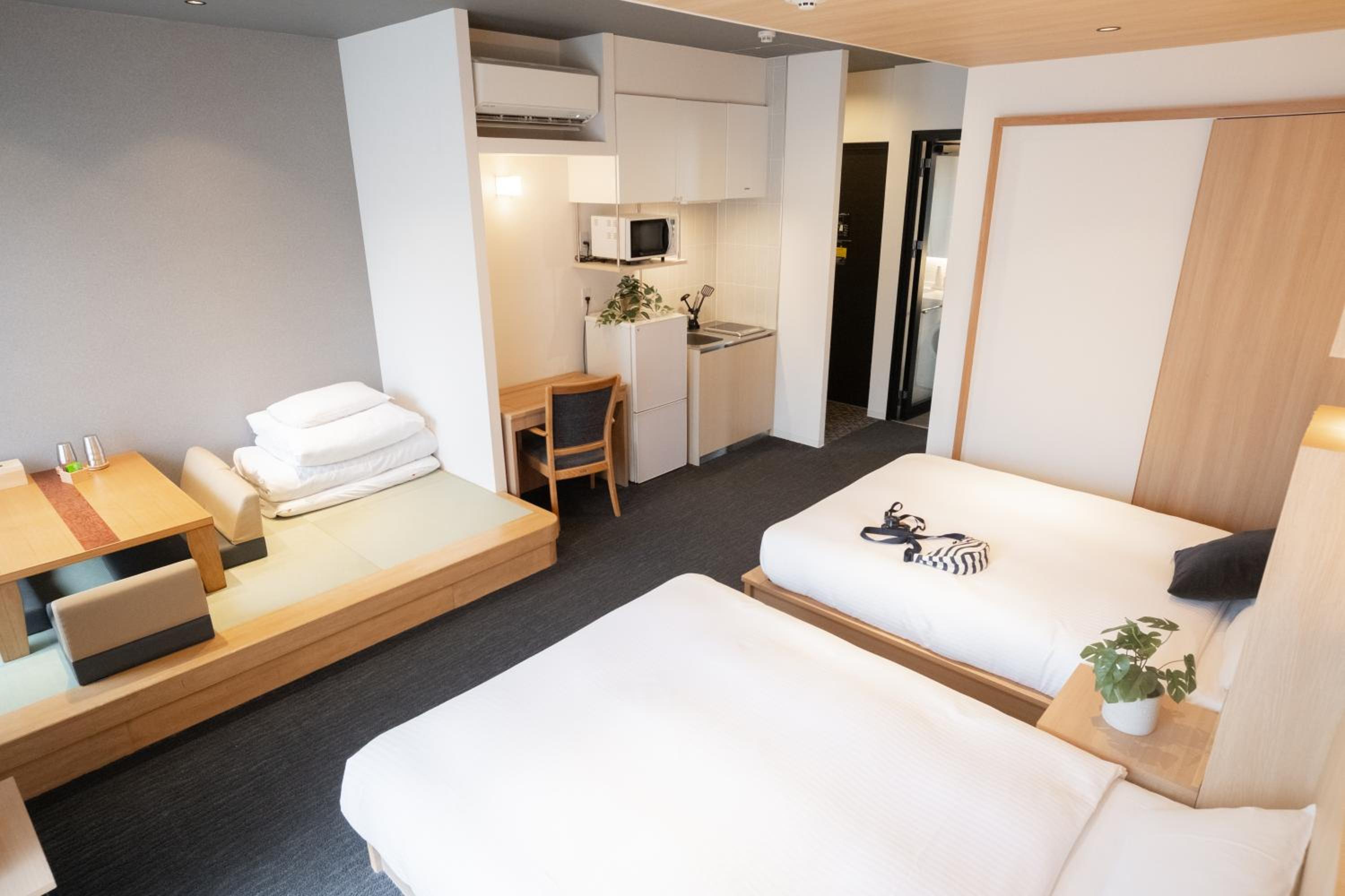 Terrace Double Suite - Nonsmoking - Photo 6