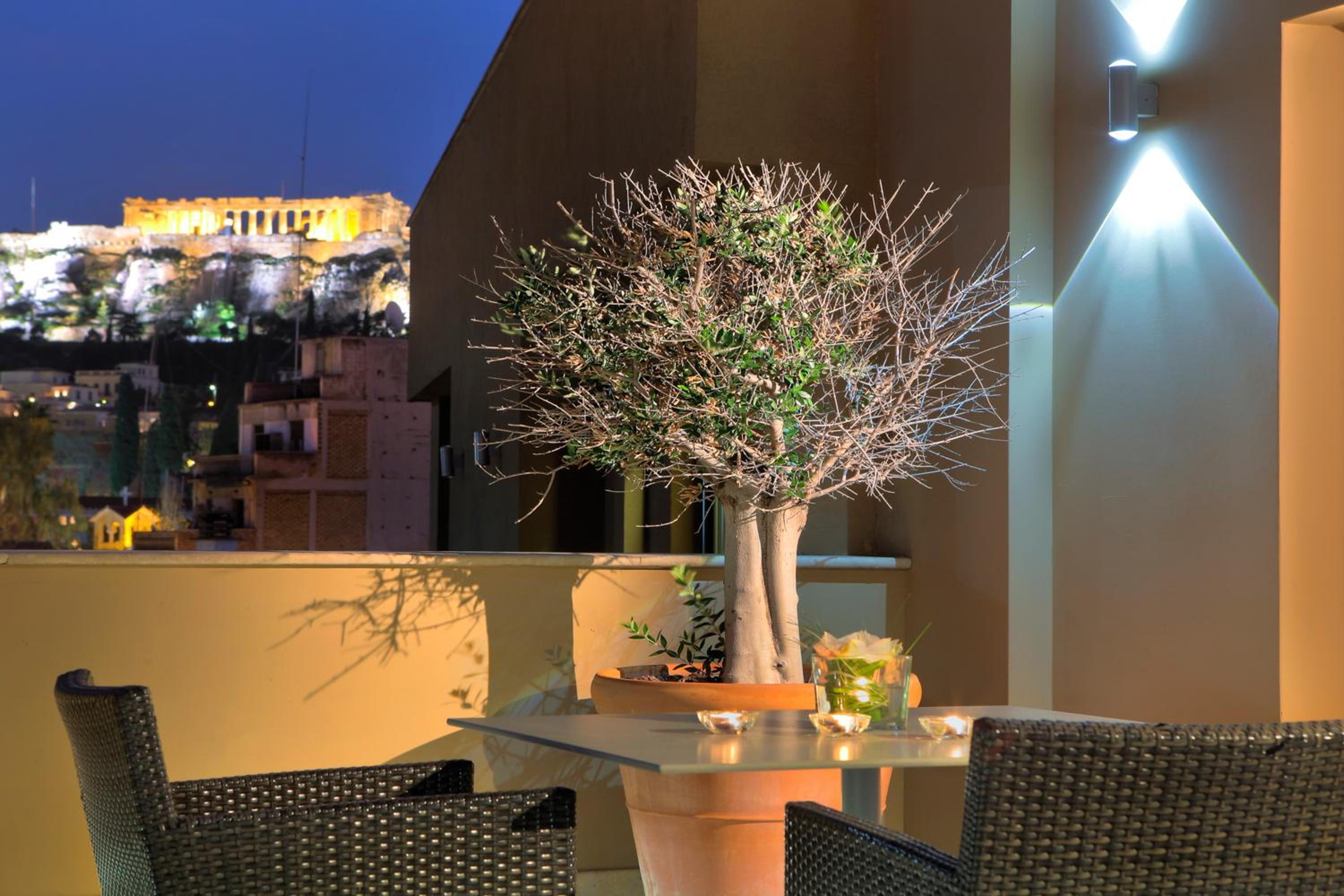 Petite Suite with Private Terrace thumbnail 6