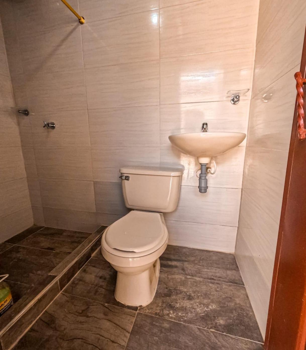Family Room With Private Bathroom photo 1