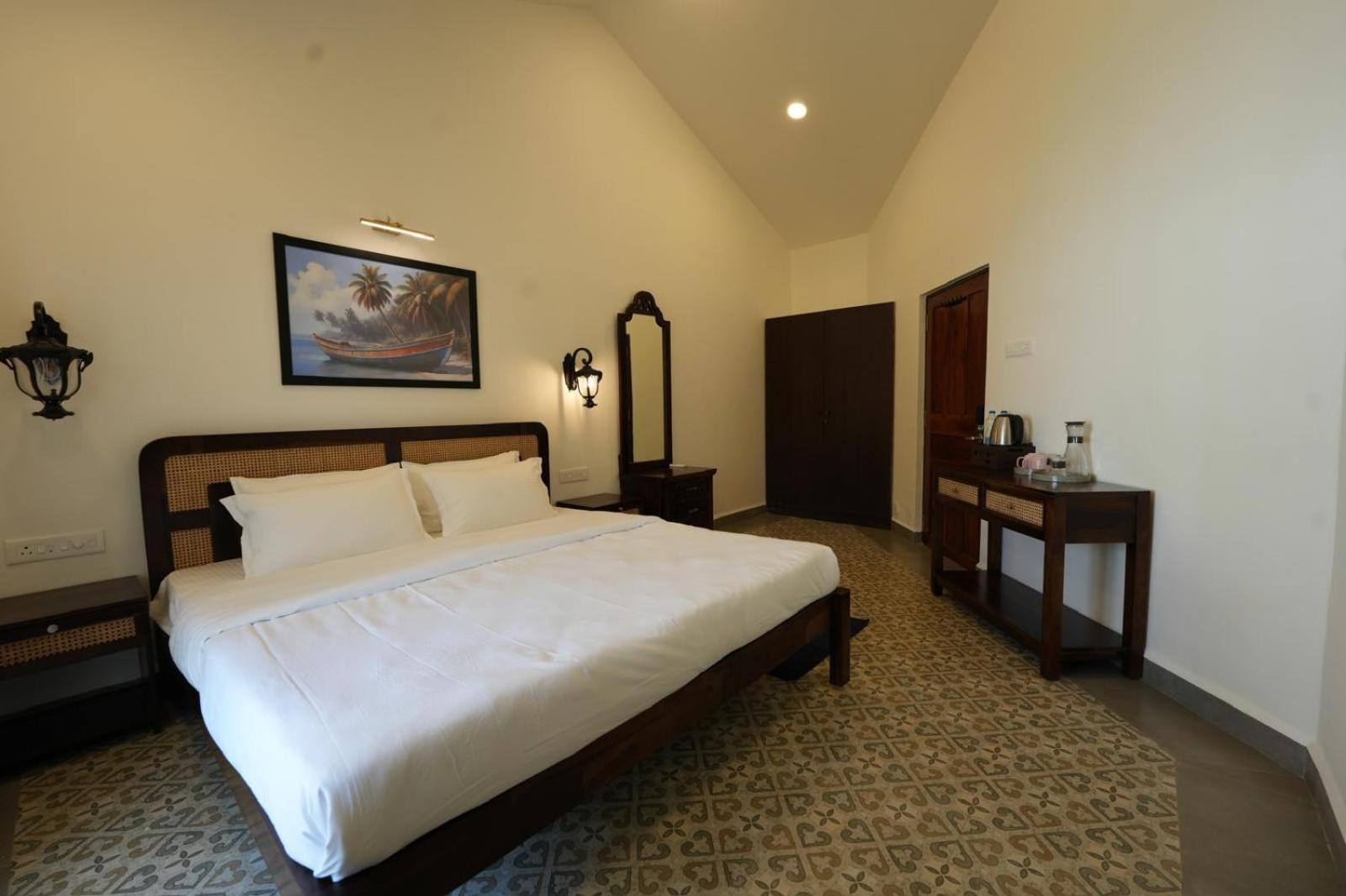 Classic Double Room - 10% off on Spa session for couples, photo 6