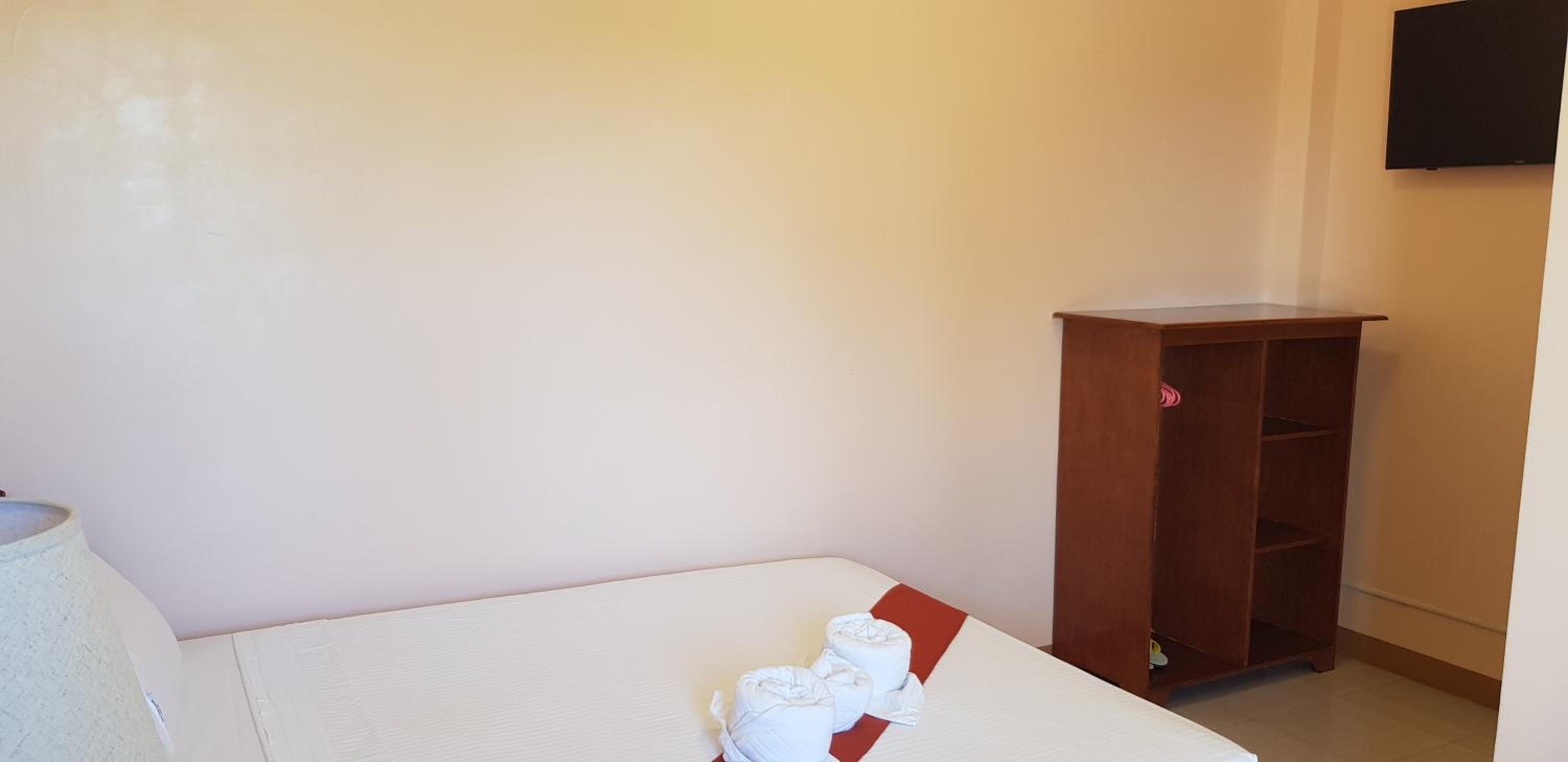 Queen Room - Photo 6