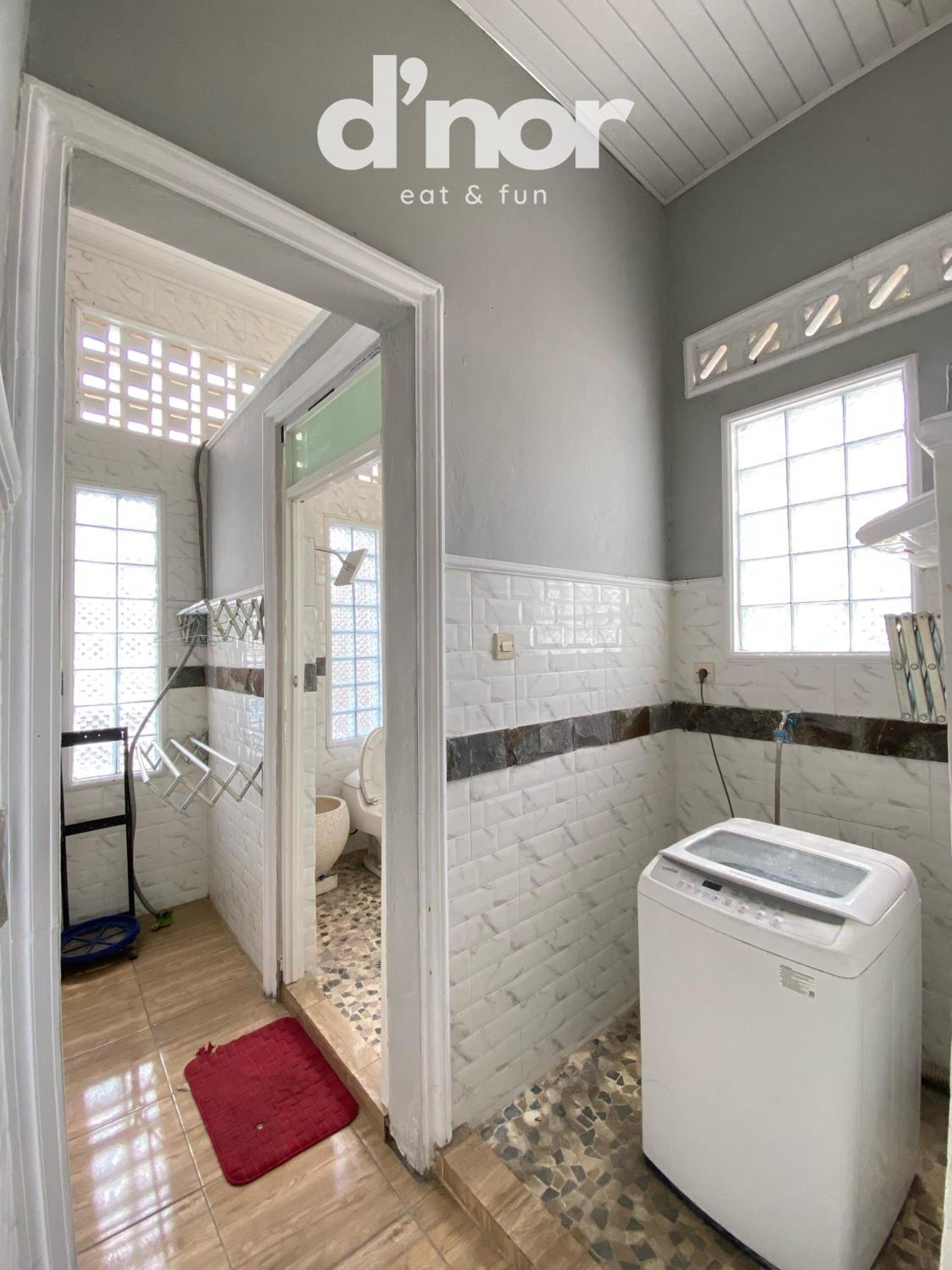 Double Room With Private Bathroom photo 2