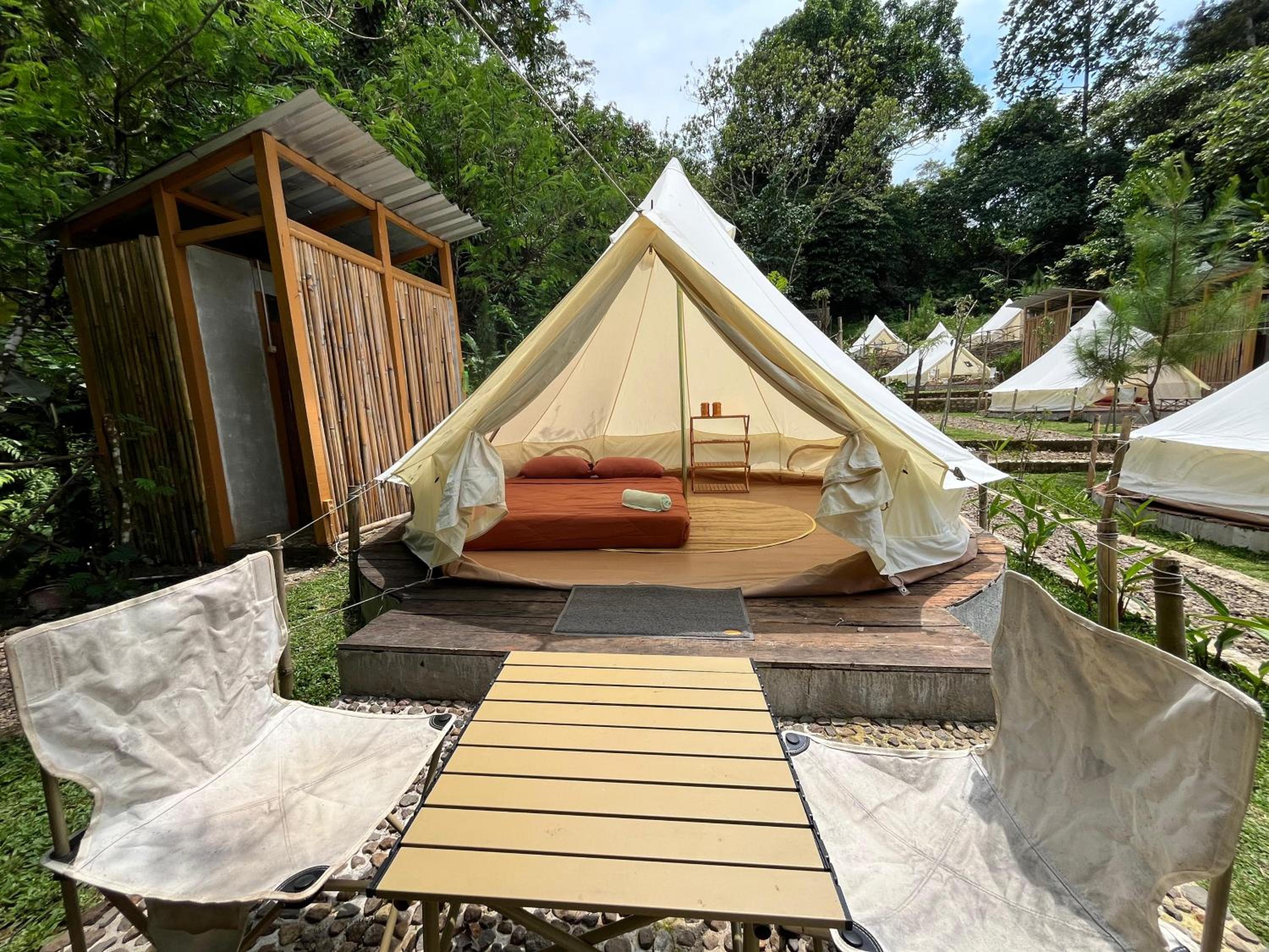 Double Room with Private Bathroom