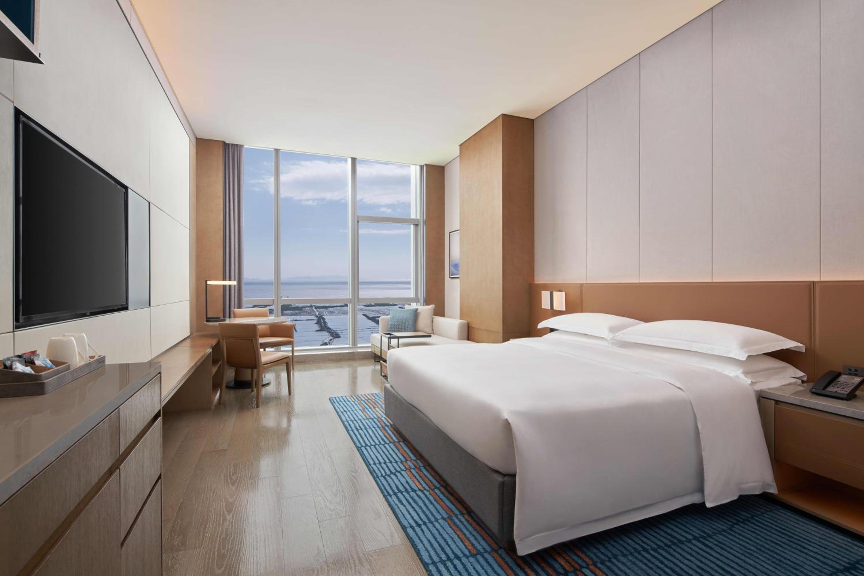 Premier Oceanview King Room - Photo 3