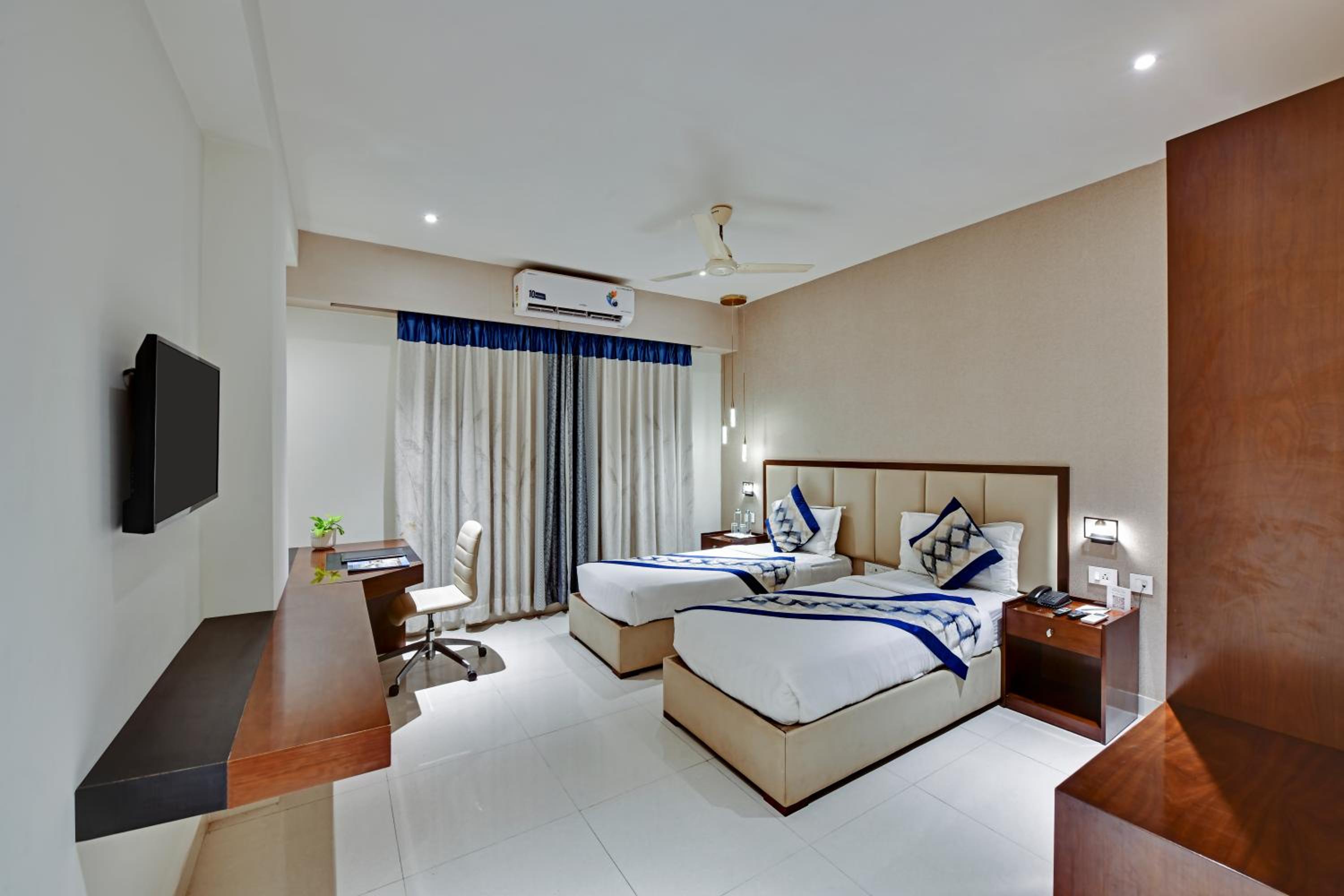 Executive Suite