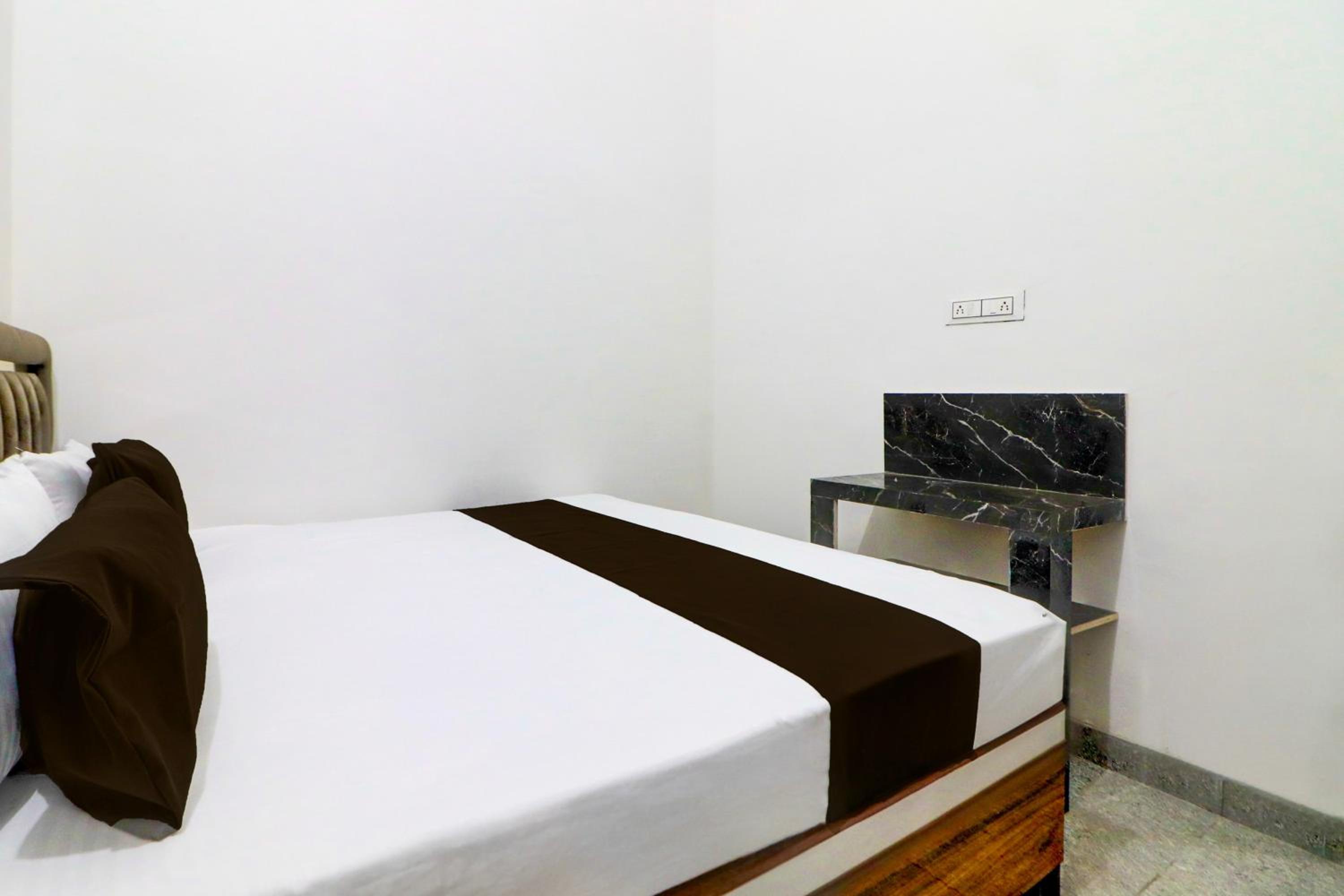 Classic Triple Room photo 1