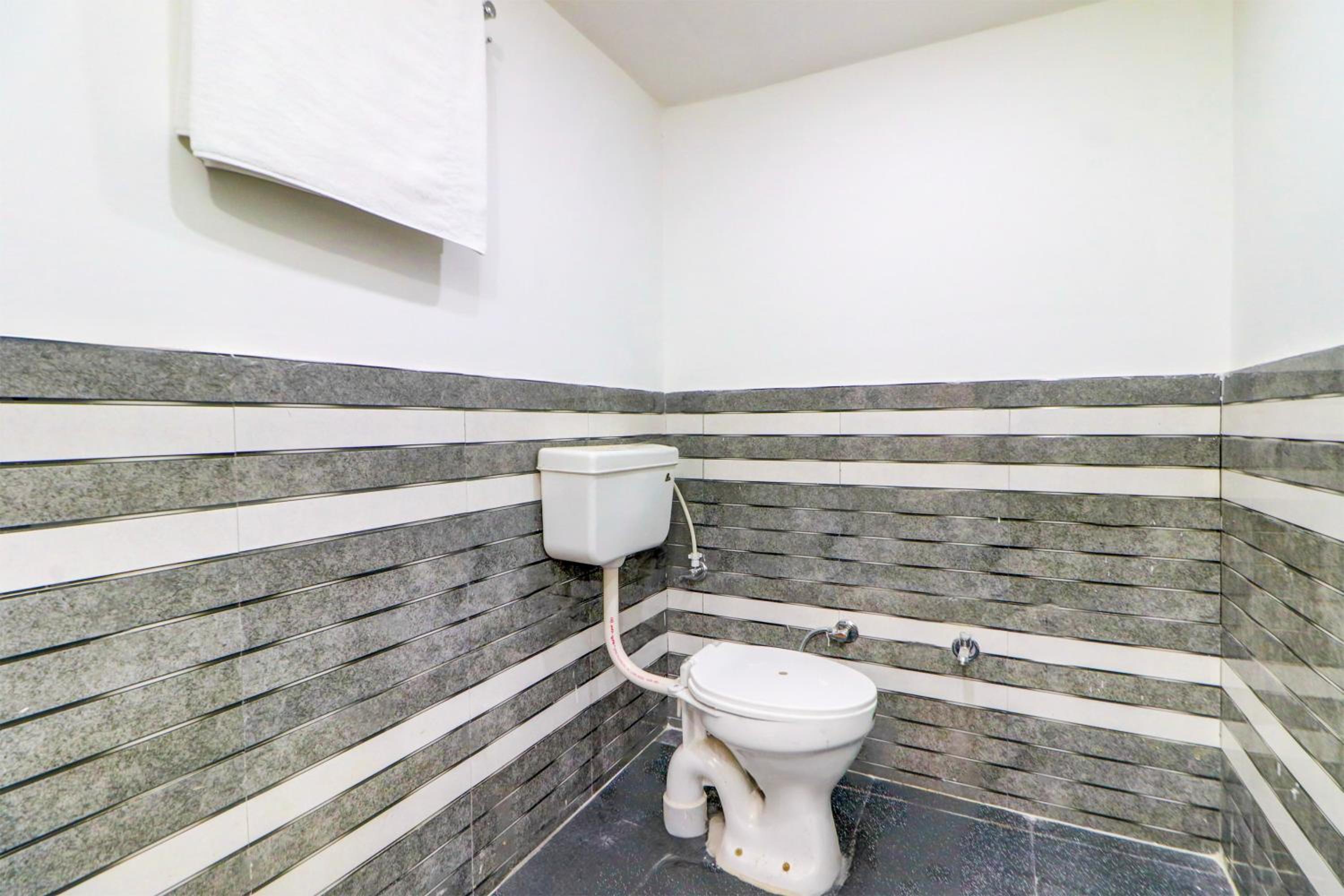 Classic Triple Room photo 2